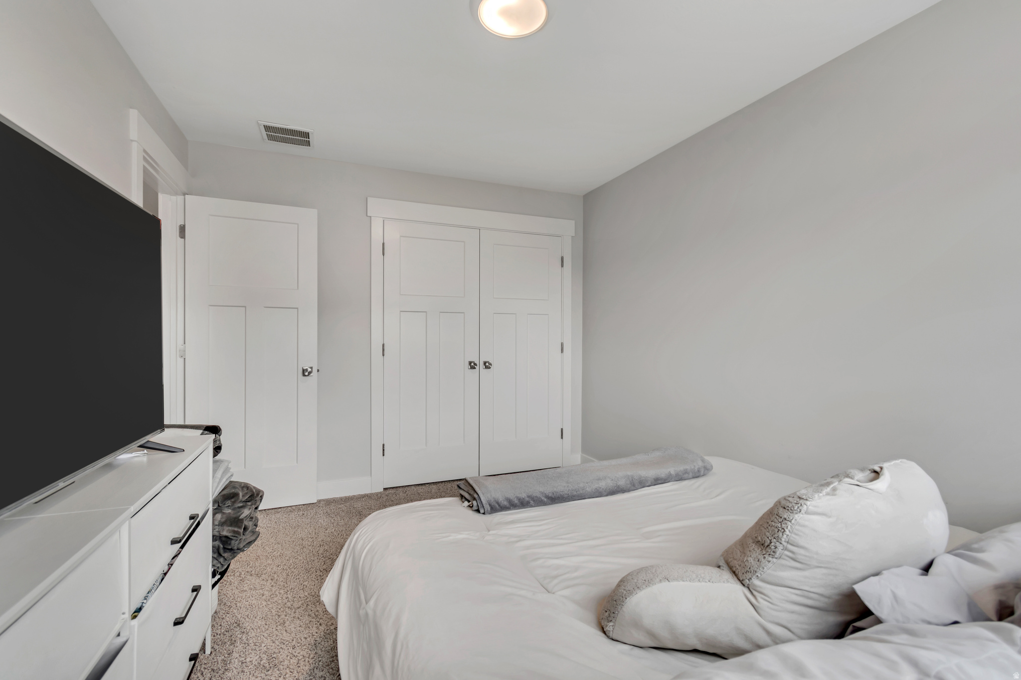 MOUNTAIN RIDGE - Residential