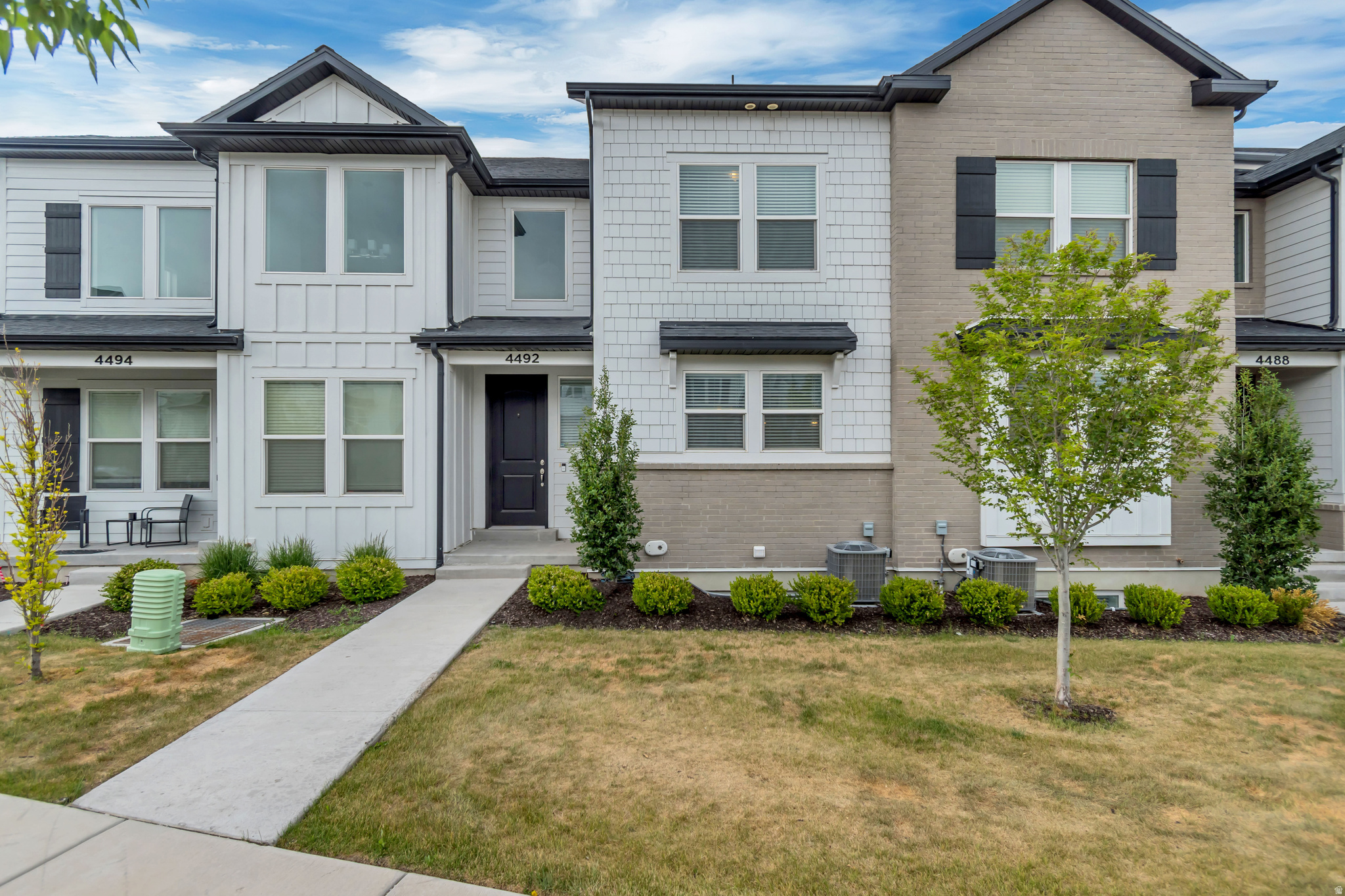 MOUNTAIN RIDGE - Residential