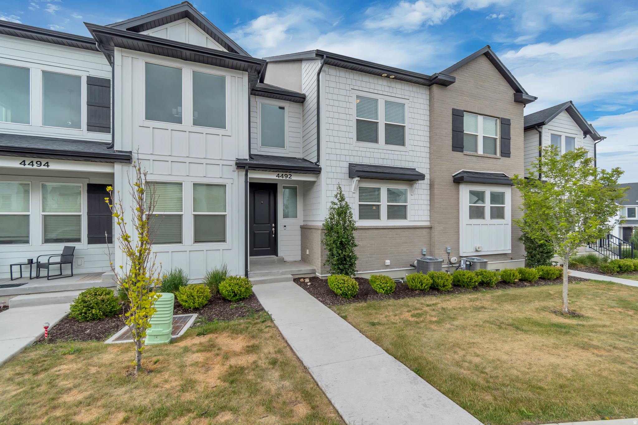 MOUNTAIN RIDGE - Residential