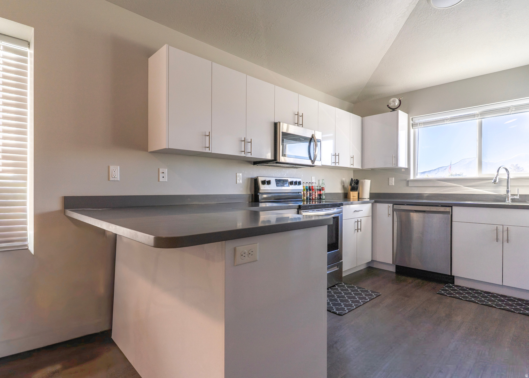 RIDGE - Residential