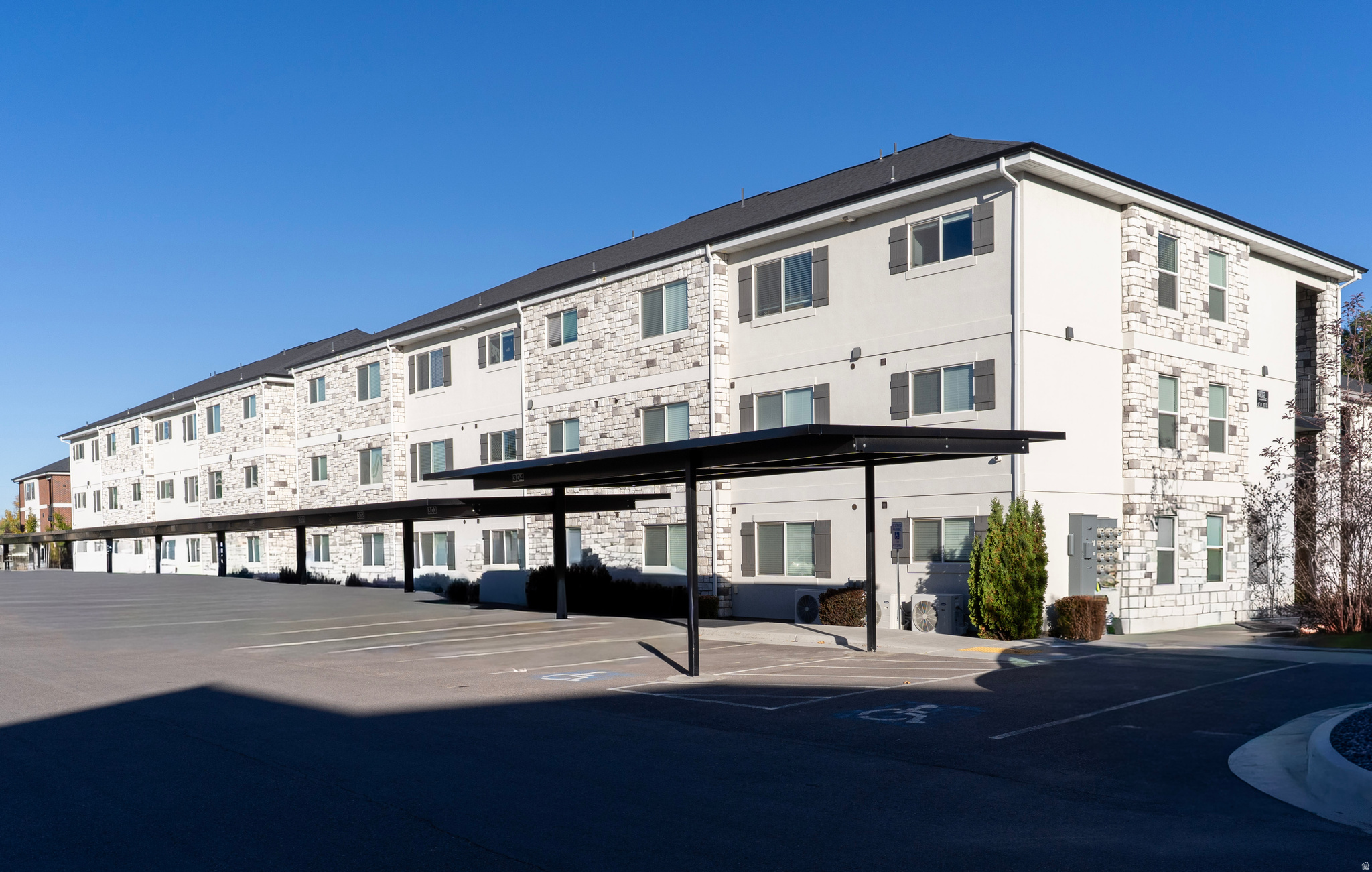 RIDGE - Residential