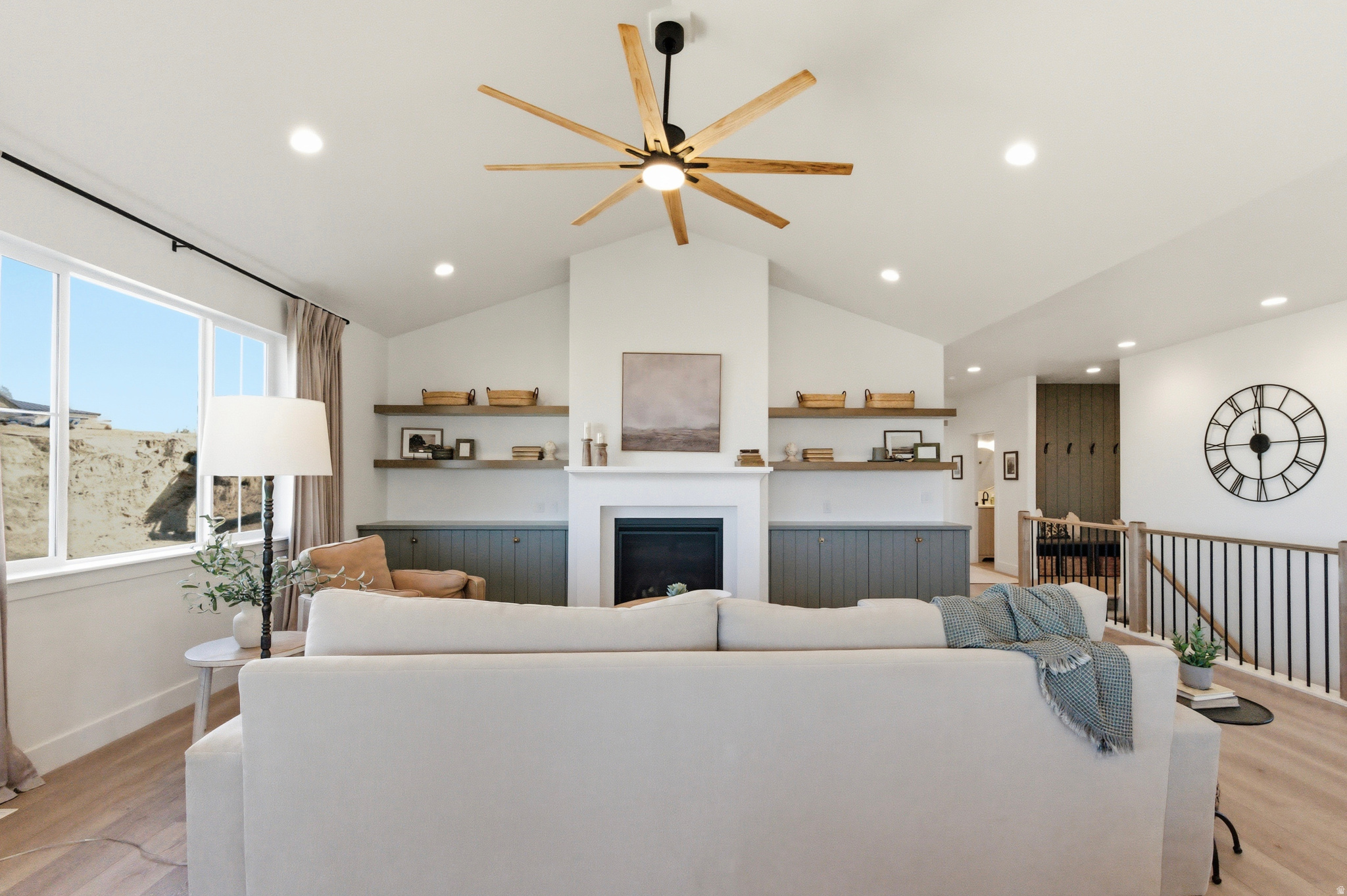 RIDGE - Residential