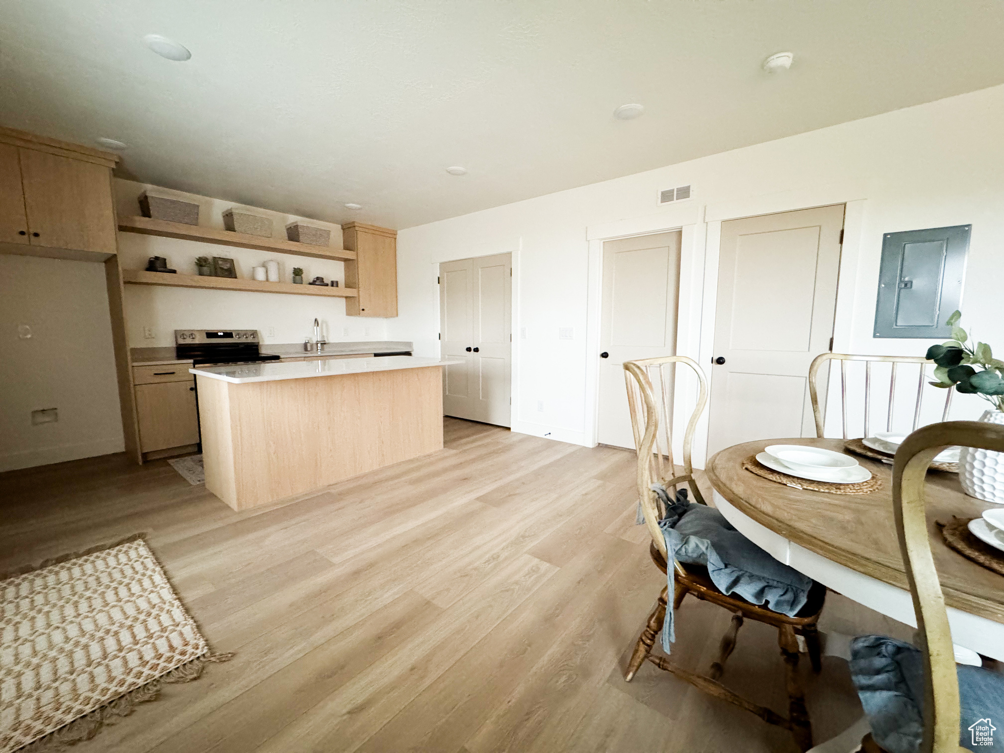 RIDGE - Residential