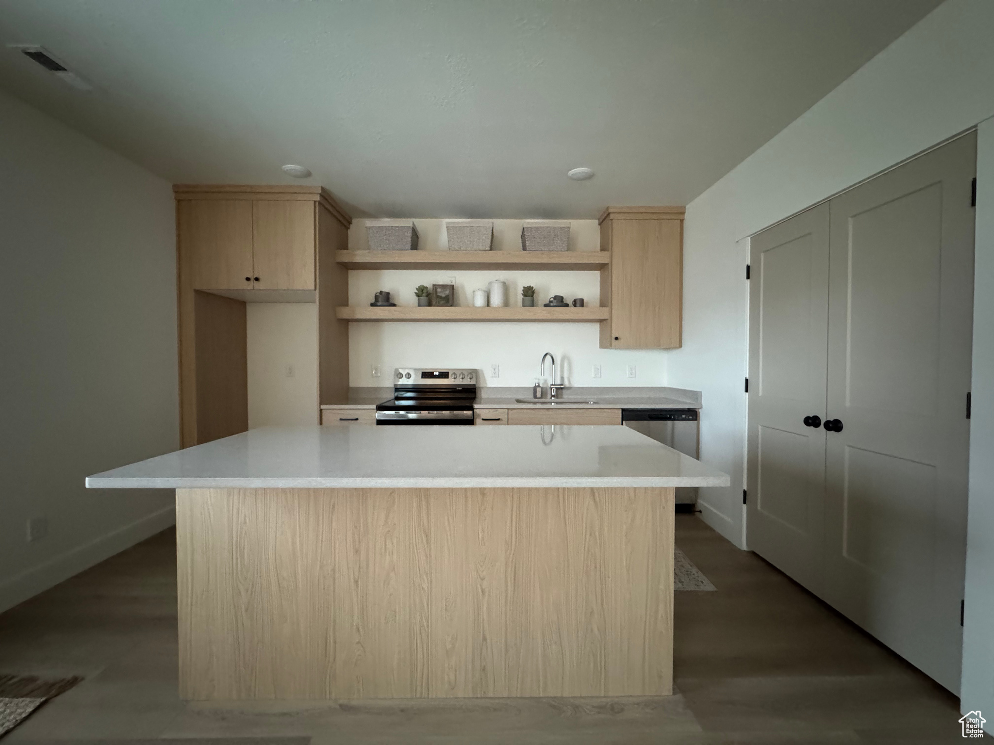 RIDGE - Residential