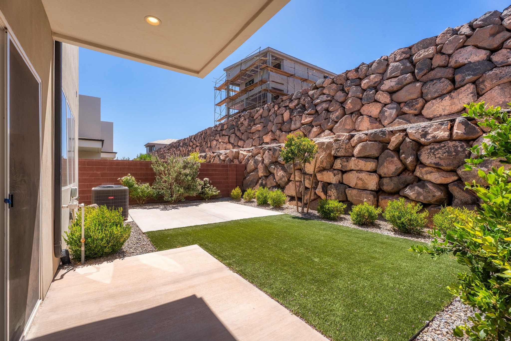 DESERT RIDGE TH 1A & 1B - Residential