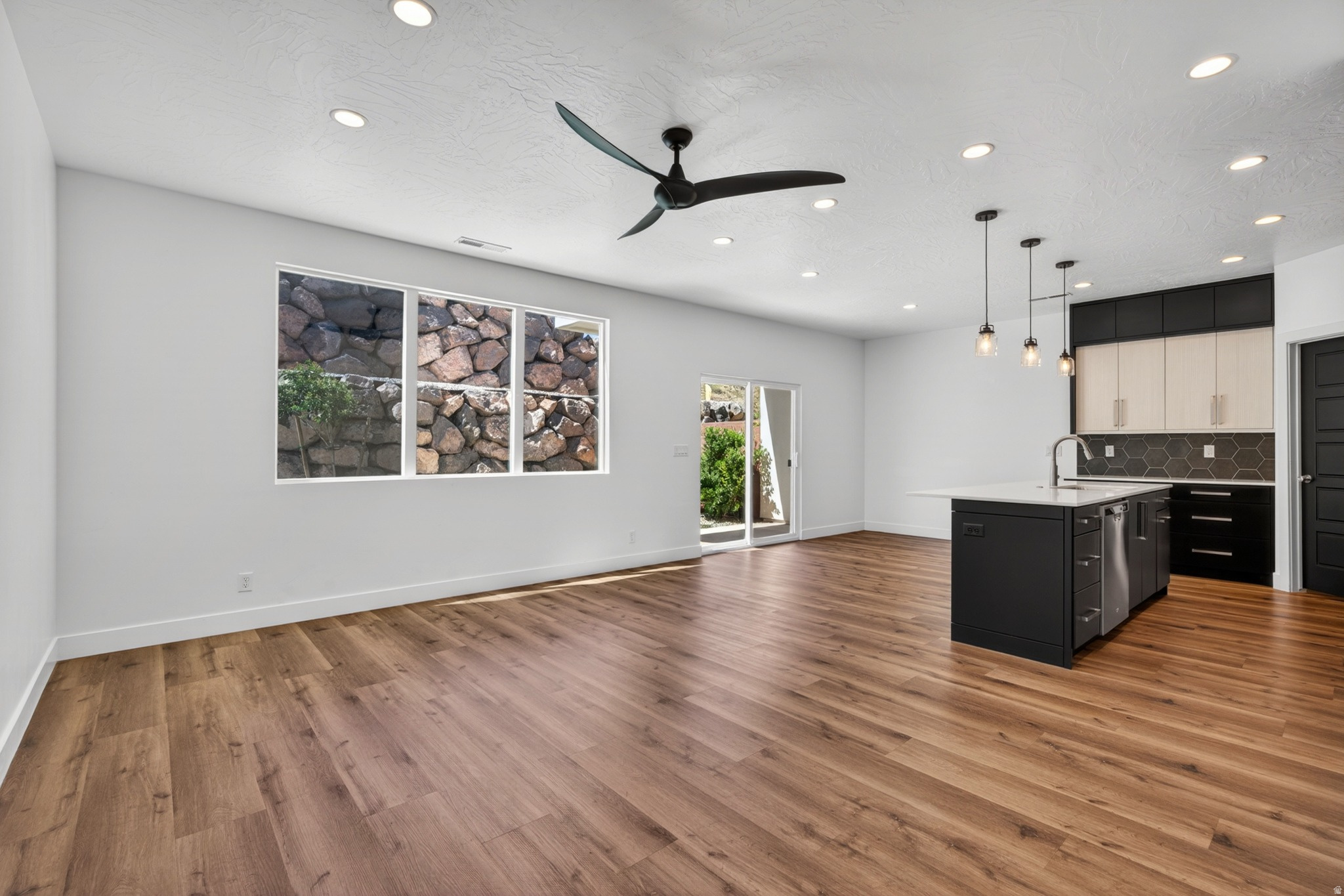 DESERT RIDGE TH 1A & 1B - Residential