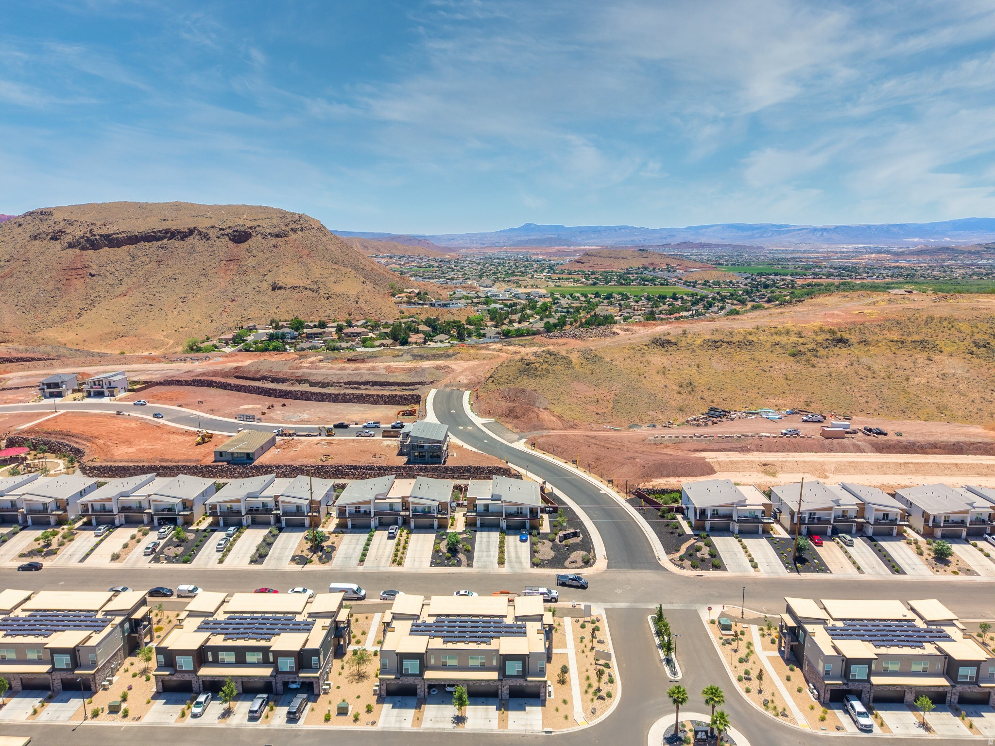 DESERT RIDGE TH 1A & 1B - Residential