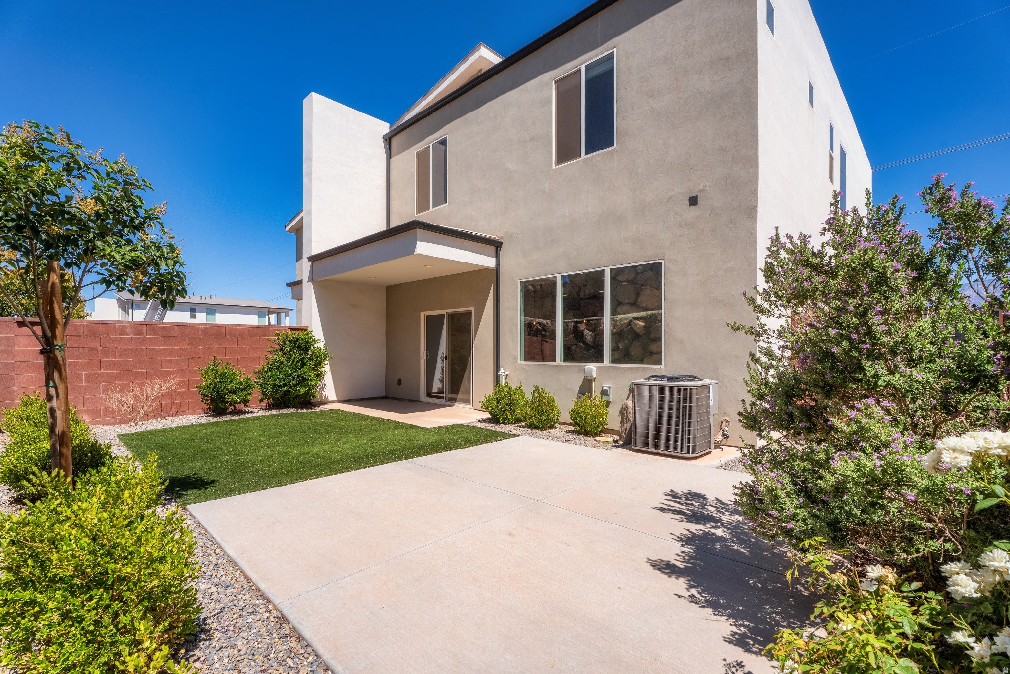 DESERT RIDGE TH 1A & 1B - Residential