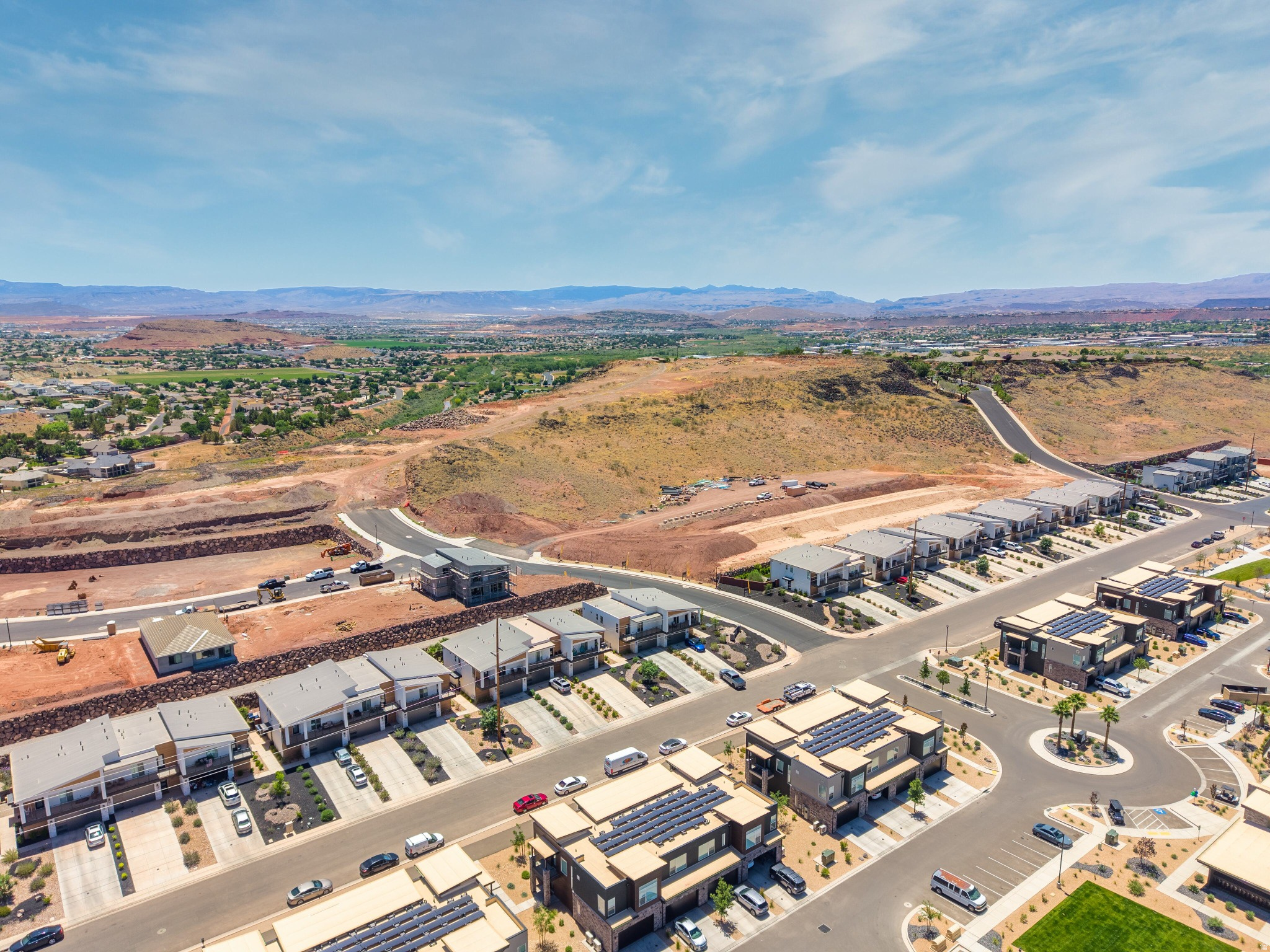 DESERT RIDGE TH 1A & 1B - Residential