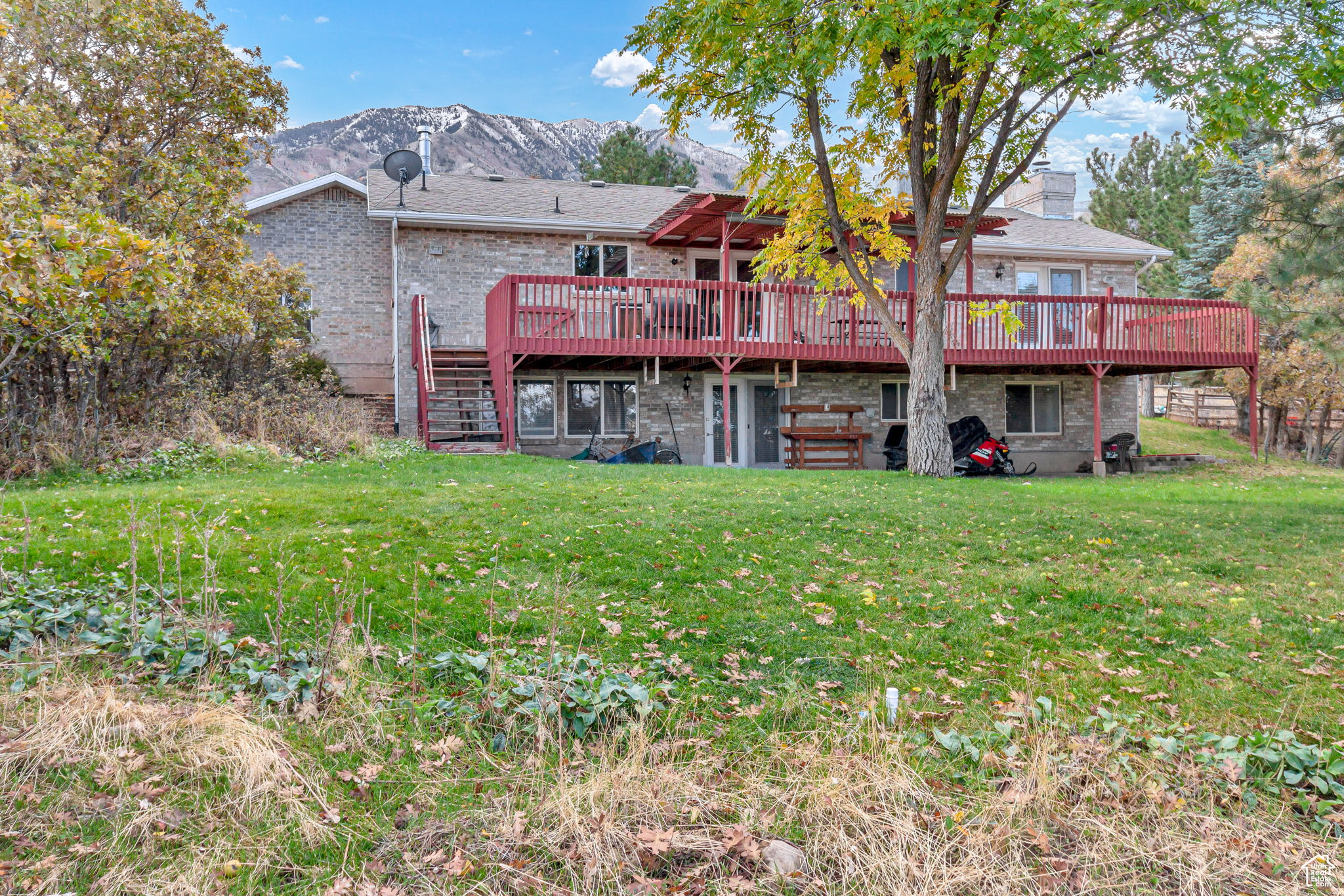 RIDGE - Residential