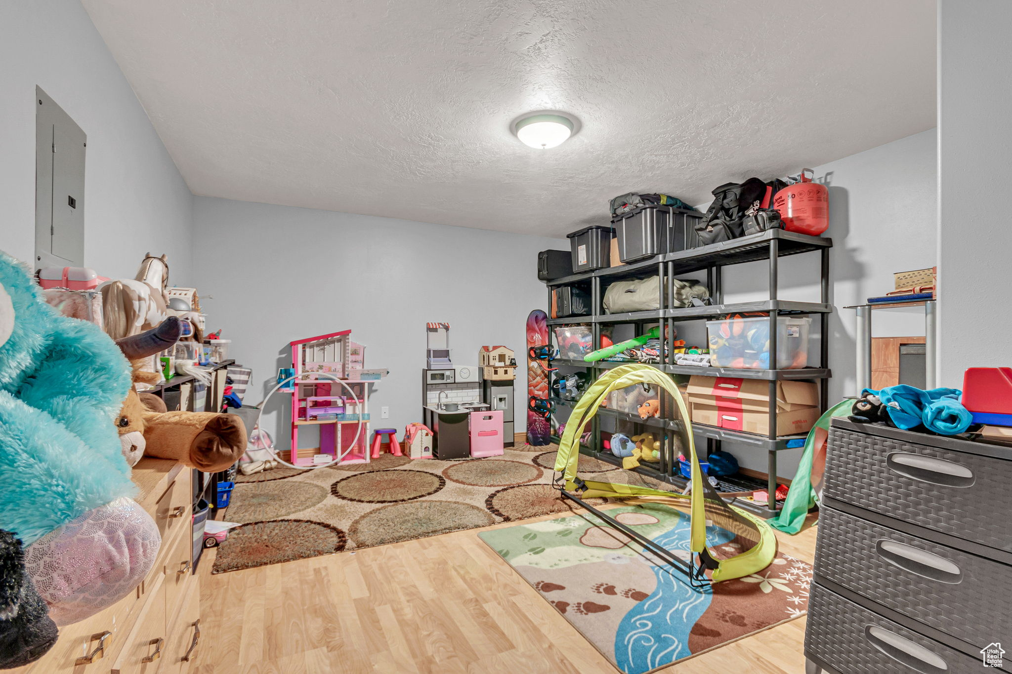 RIDGE - Residential