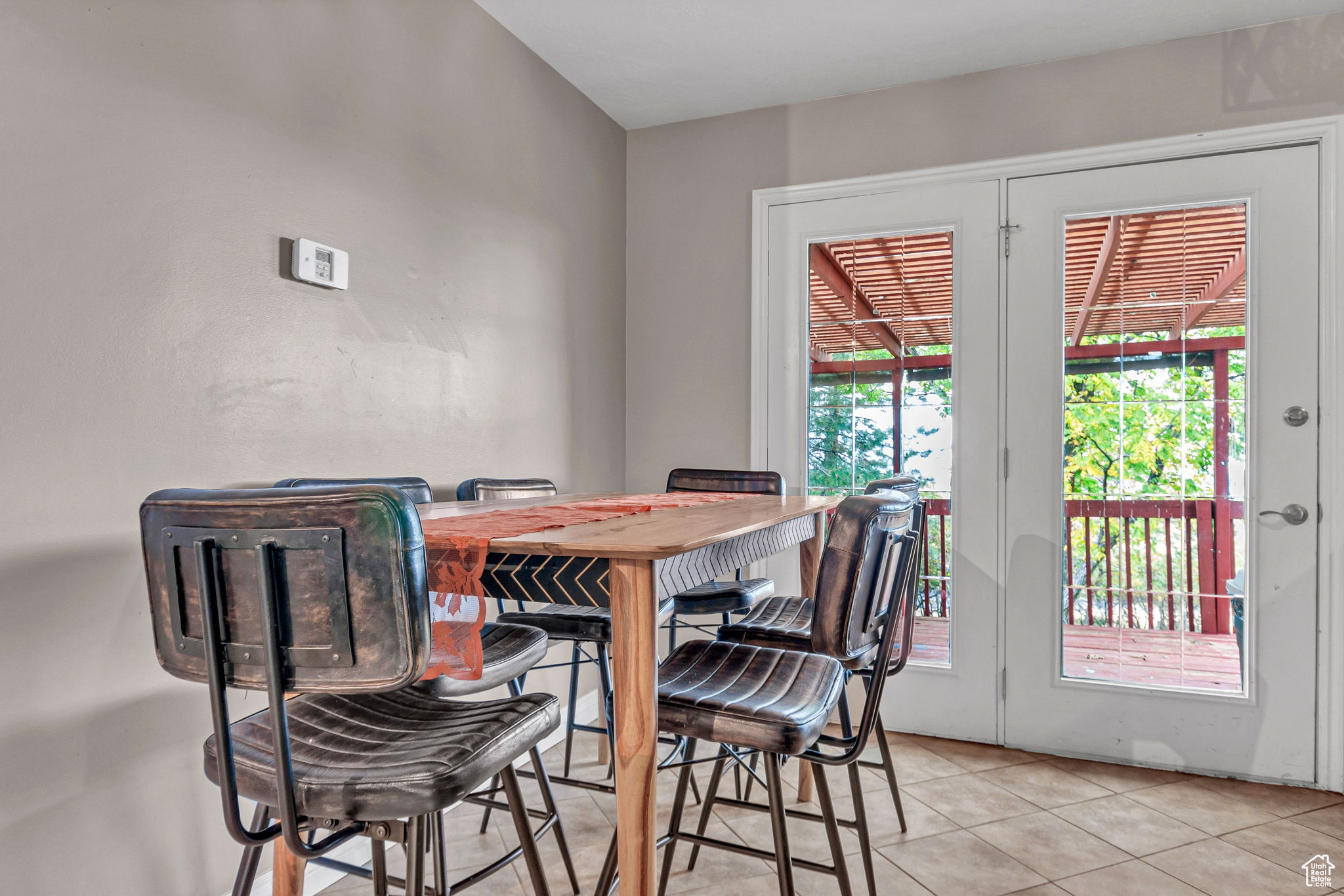 RIDGE - Residential