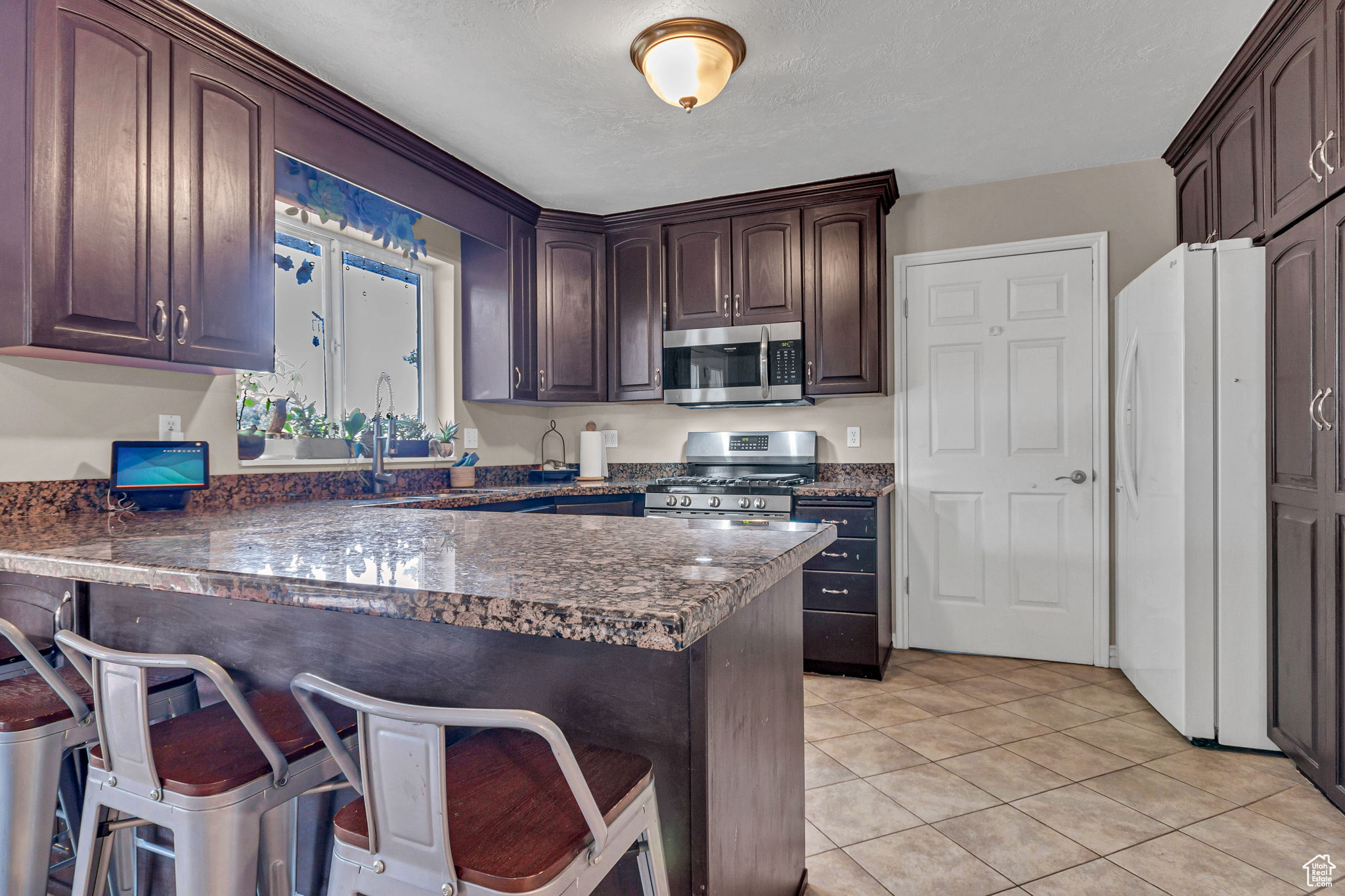 RIDGE - Residential