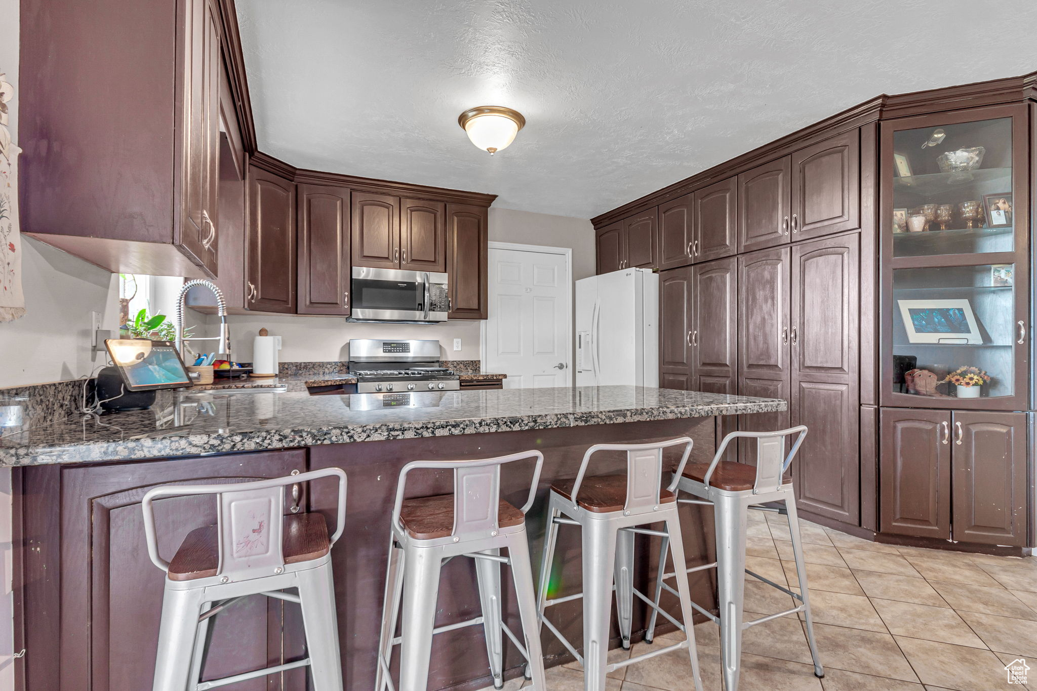 RIDGE - Residential