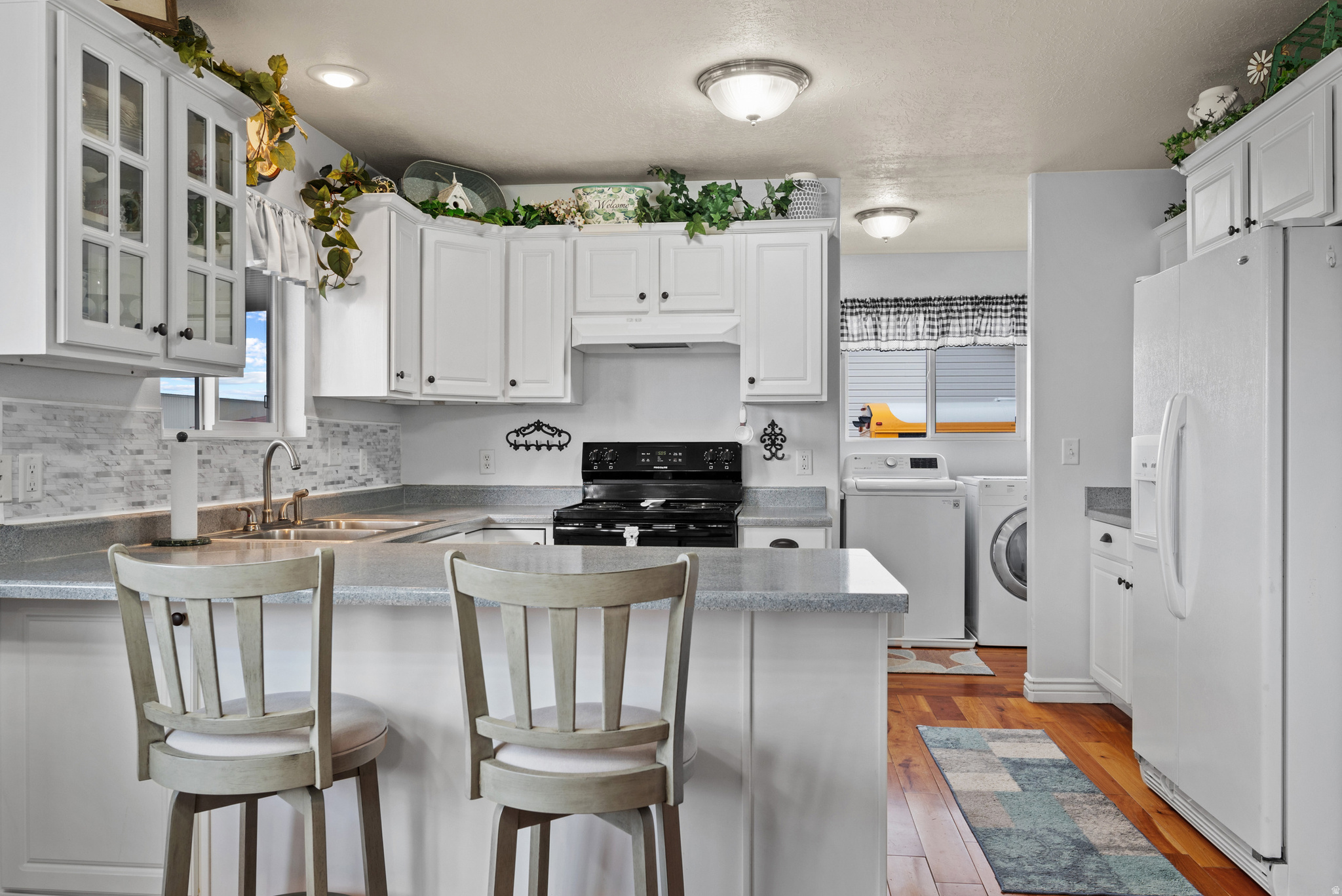 COUNTRYSIDE ESTATES - Residential