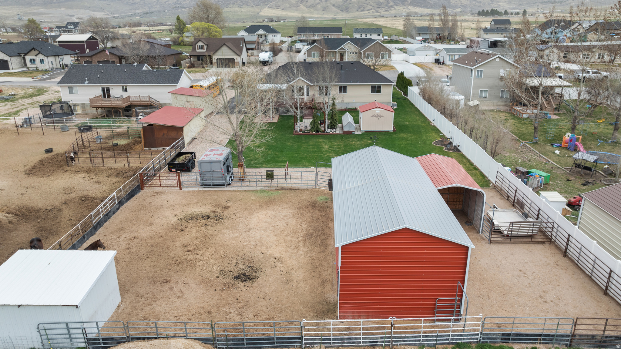 COUNTRYSIDE ESTATES - Residential