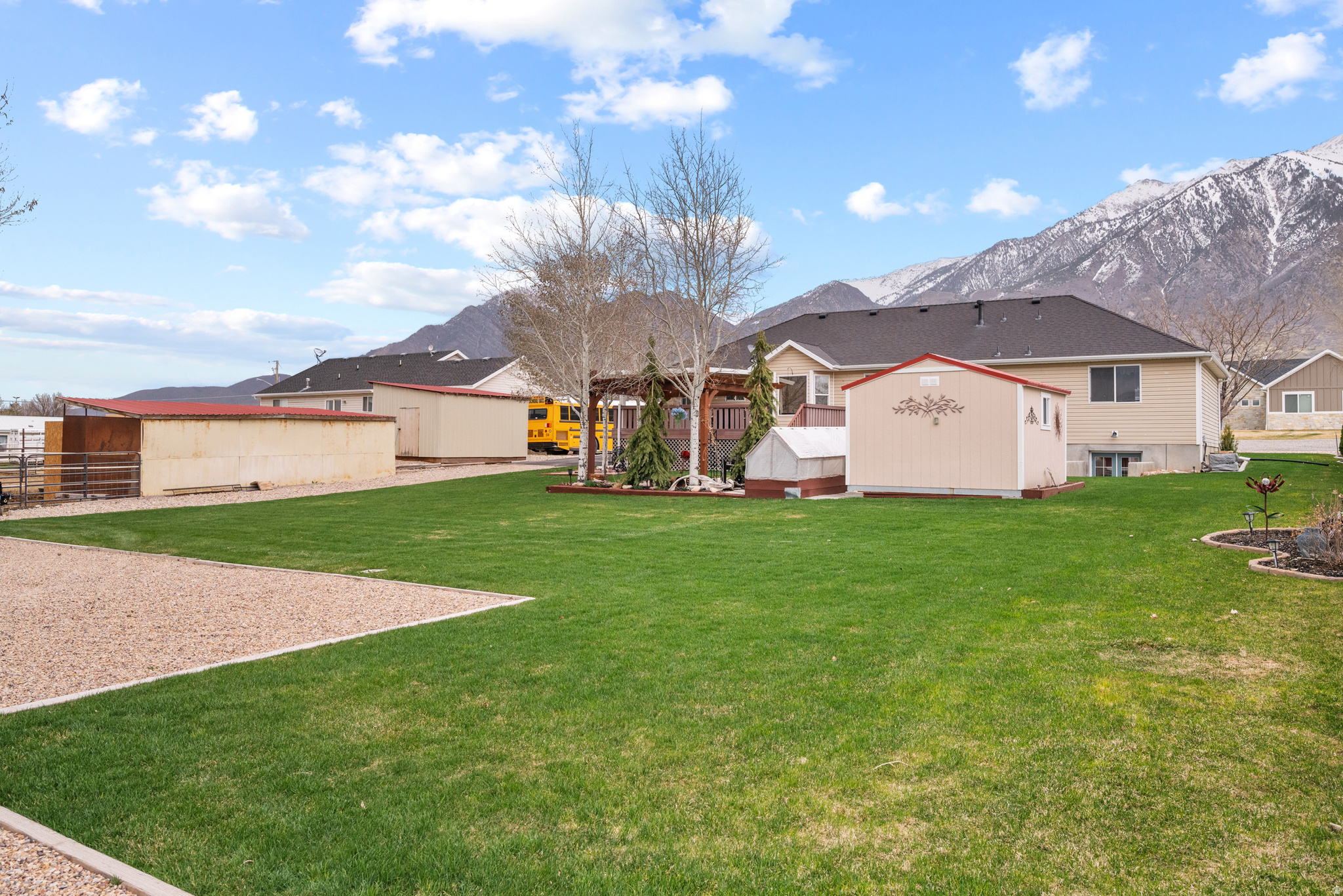 COUNTRYSIDE ESTATES - Residential