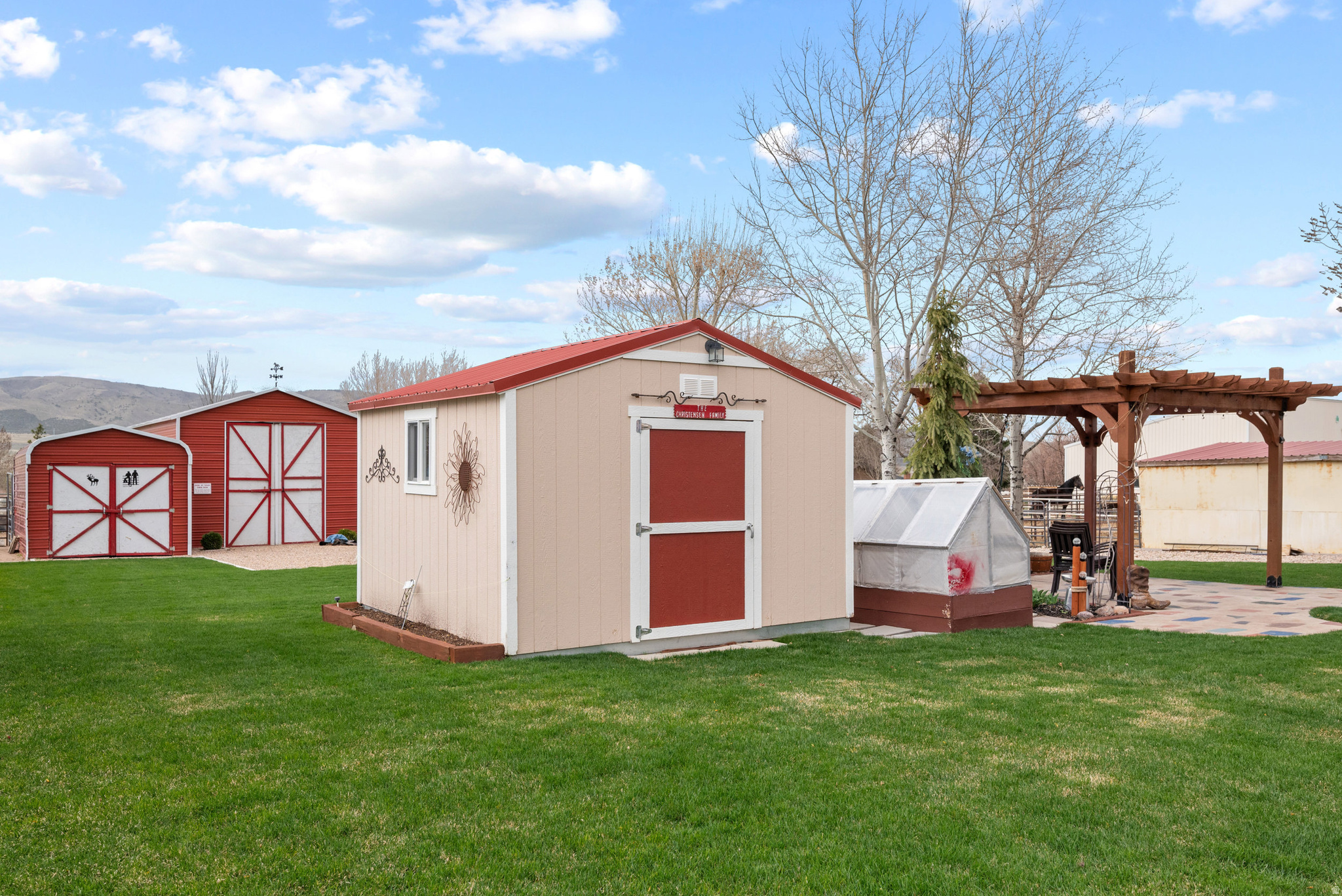 COUNTRYSIDE ESTATES - Residential