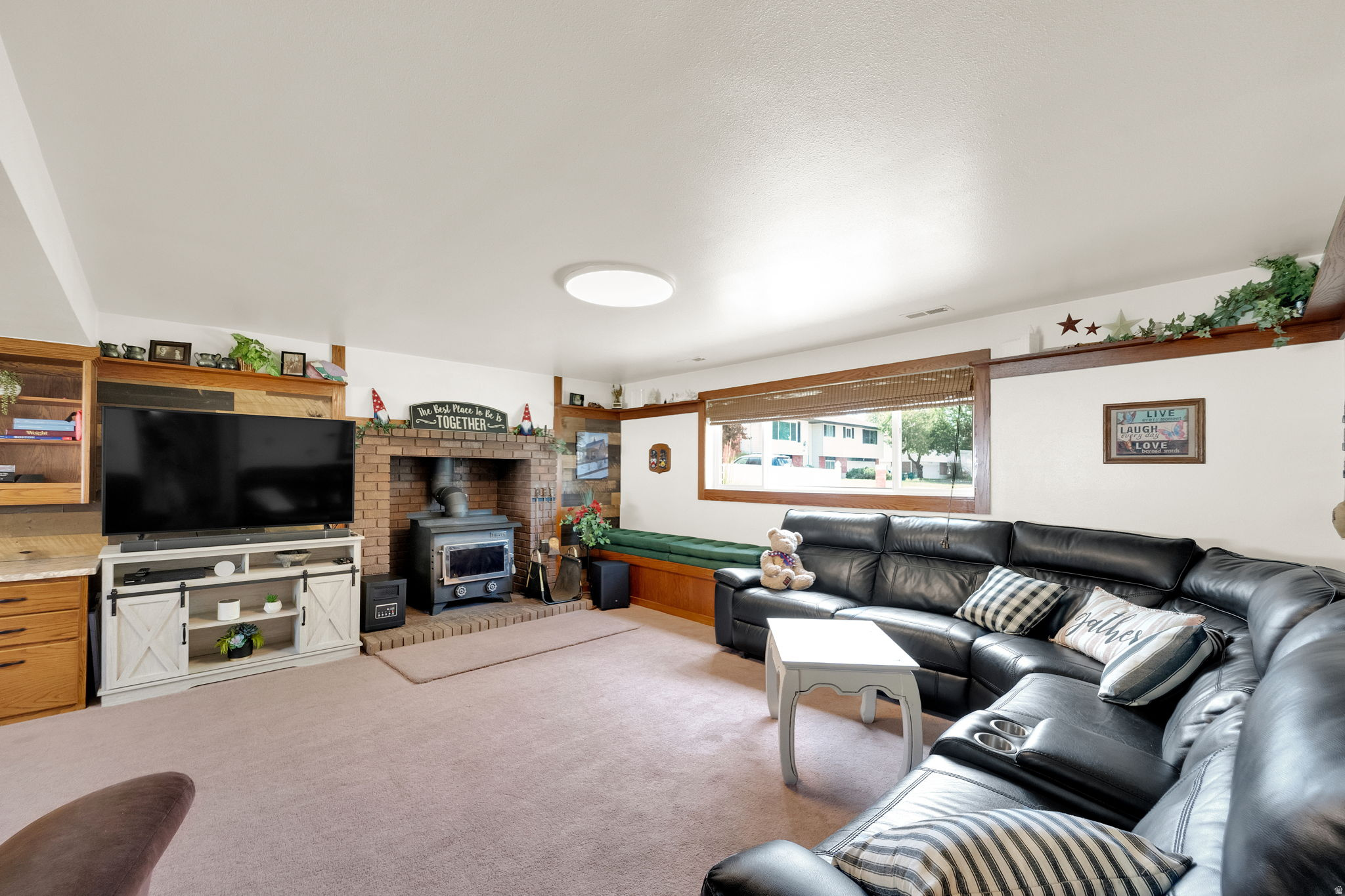 MEADOW CREST - Residential