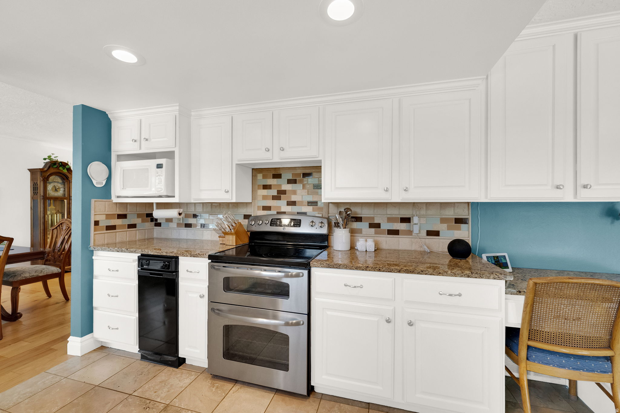 MEADOW CREST - Residential