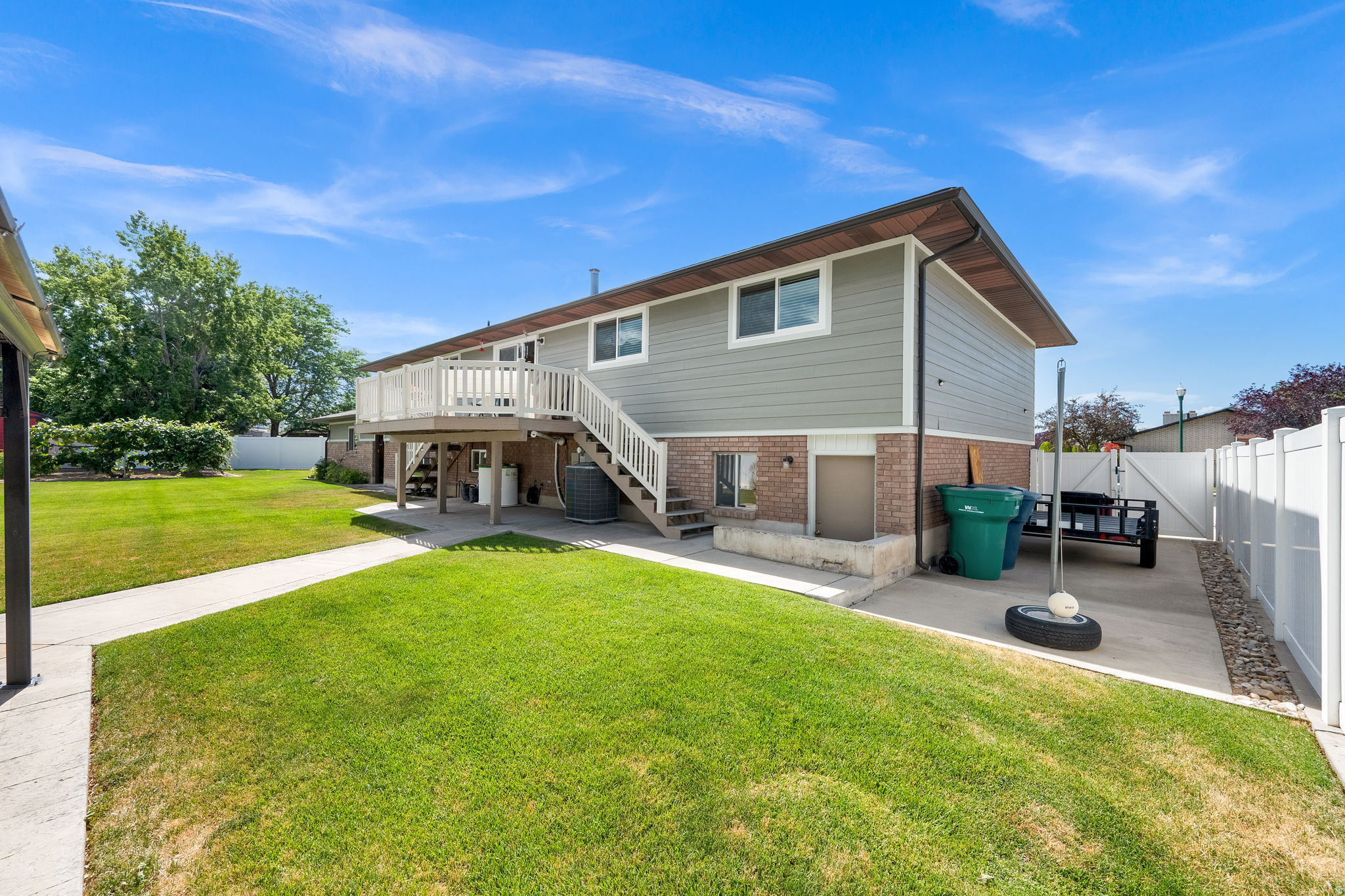 MEADOW CREST - Residential