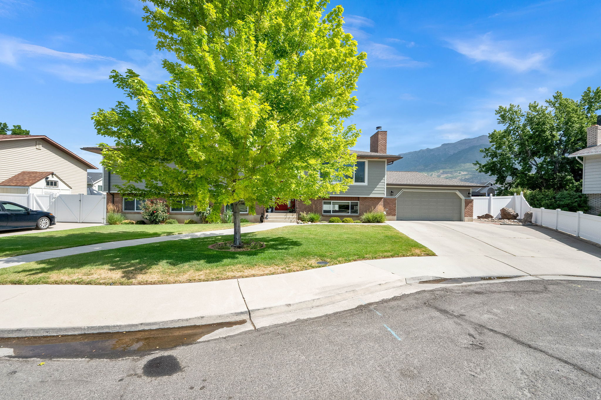 MEADOW CREST - Residential