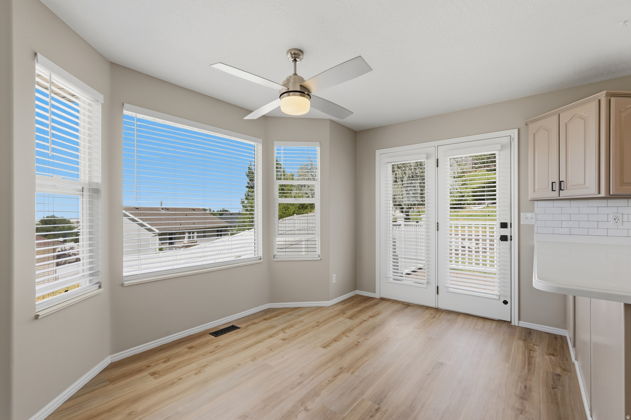 NORTH HILLS - Residential