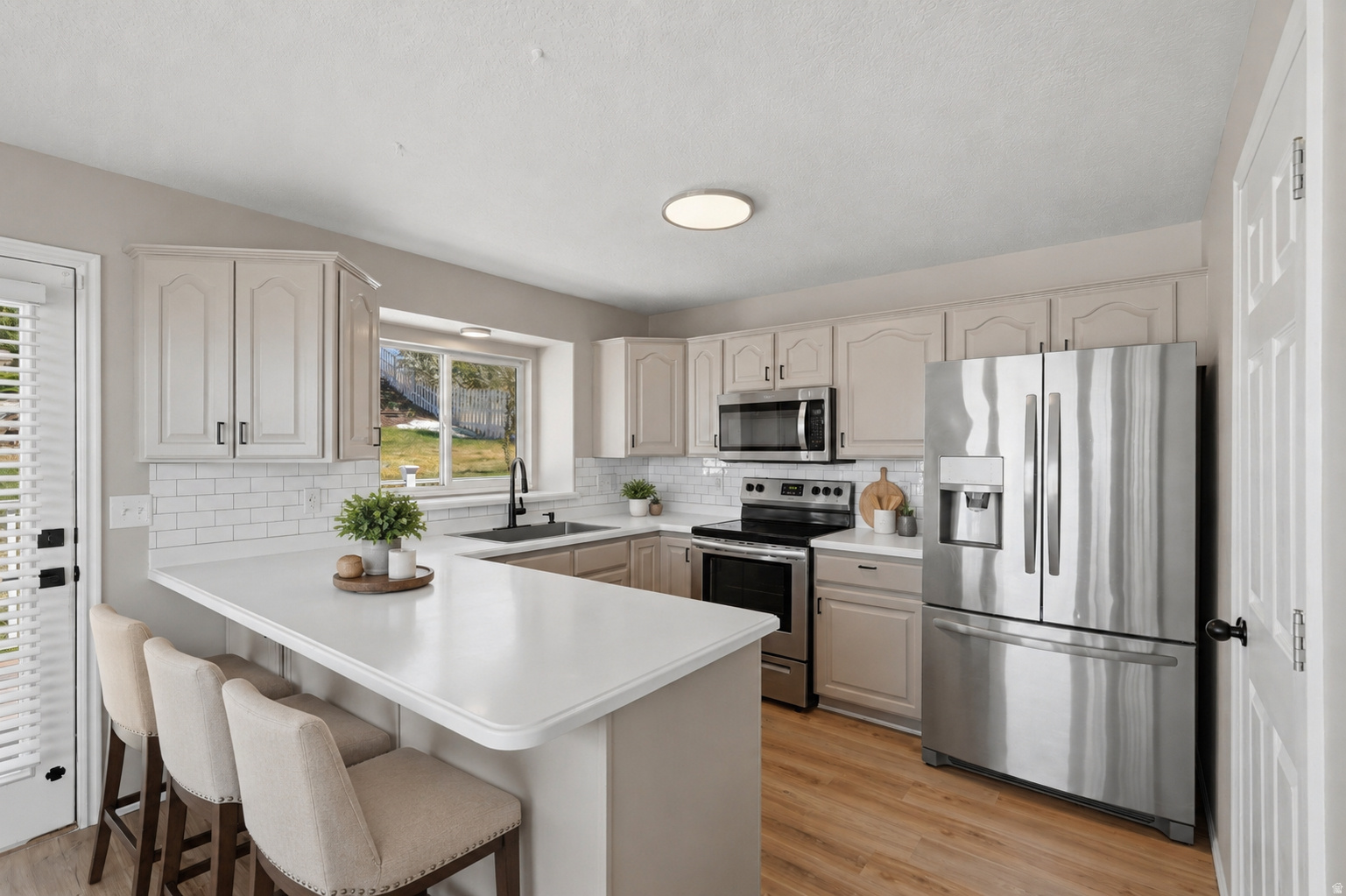 NORTH HILLS - Residential