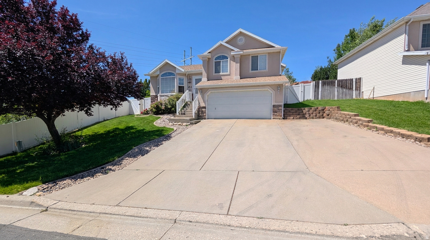 NORTH HILLS - Residential