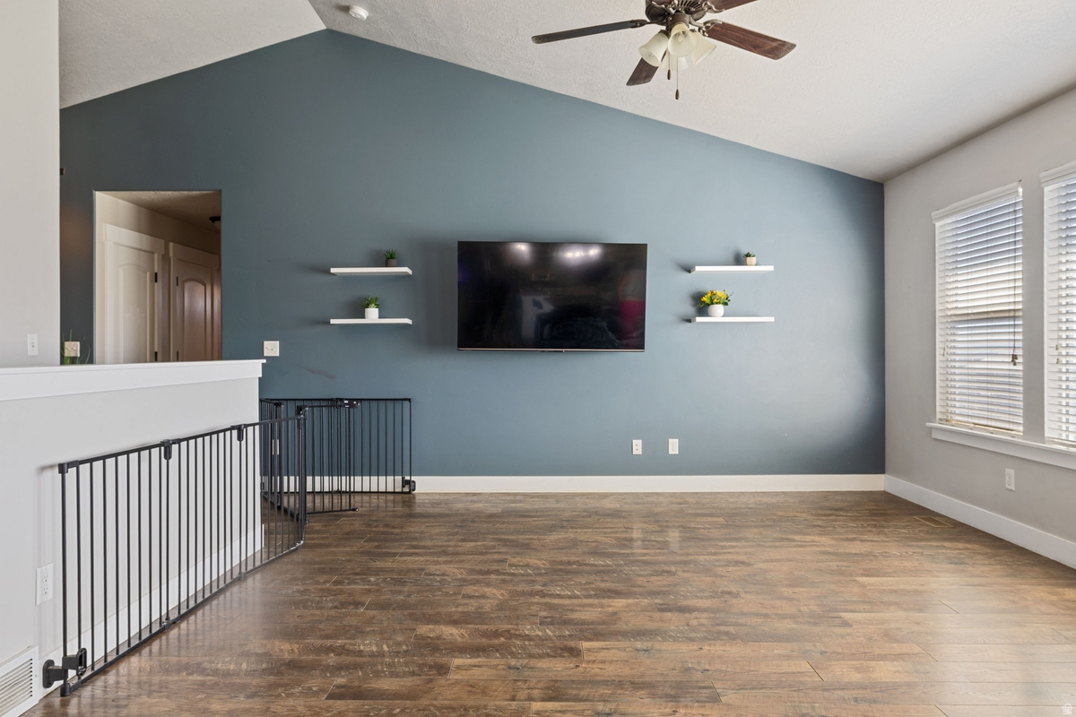 VALLEY VIEW RANCH - Residential