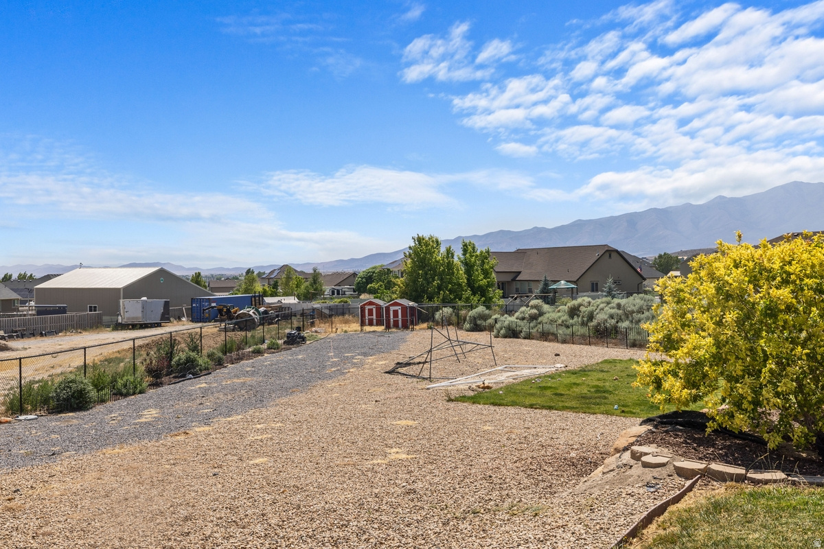 VALLEY VIEW RANCH - Residential