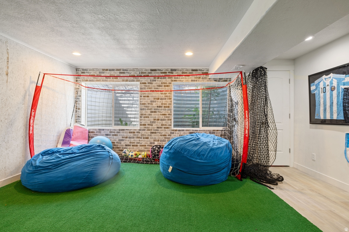 VALLEY VIEW RANCH - Residential
