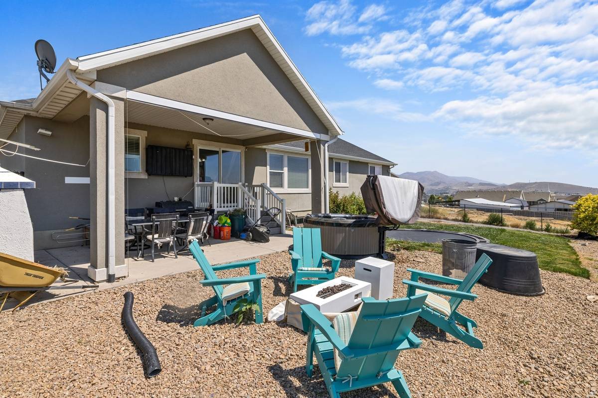 VALLEY VIEW RANCH - Residential