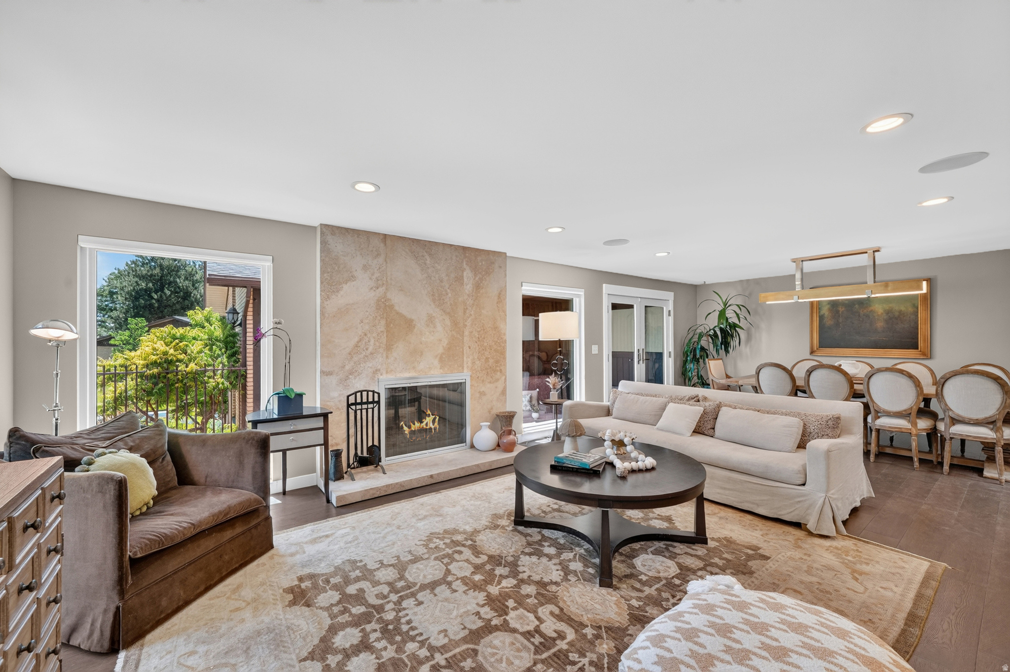 MOUNT OLYMPUS CONDOMINIUMS - Residential