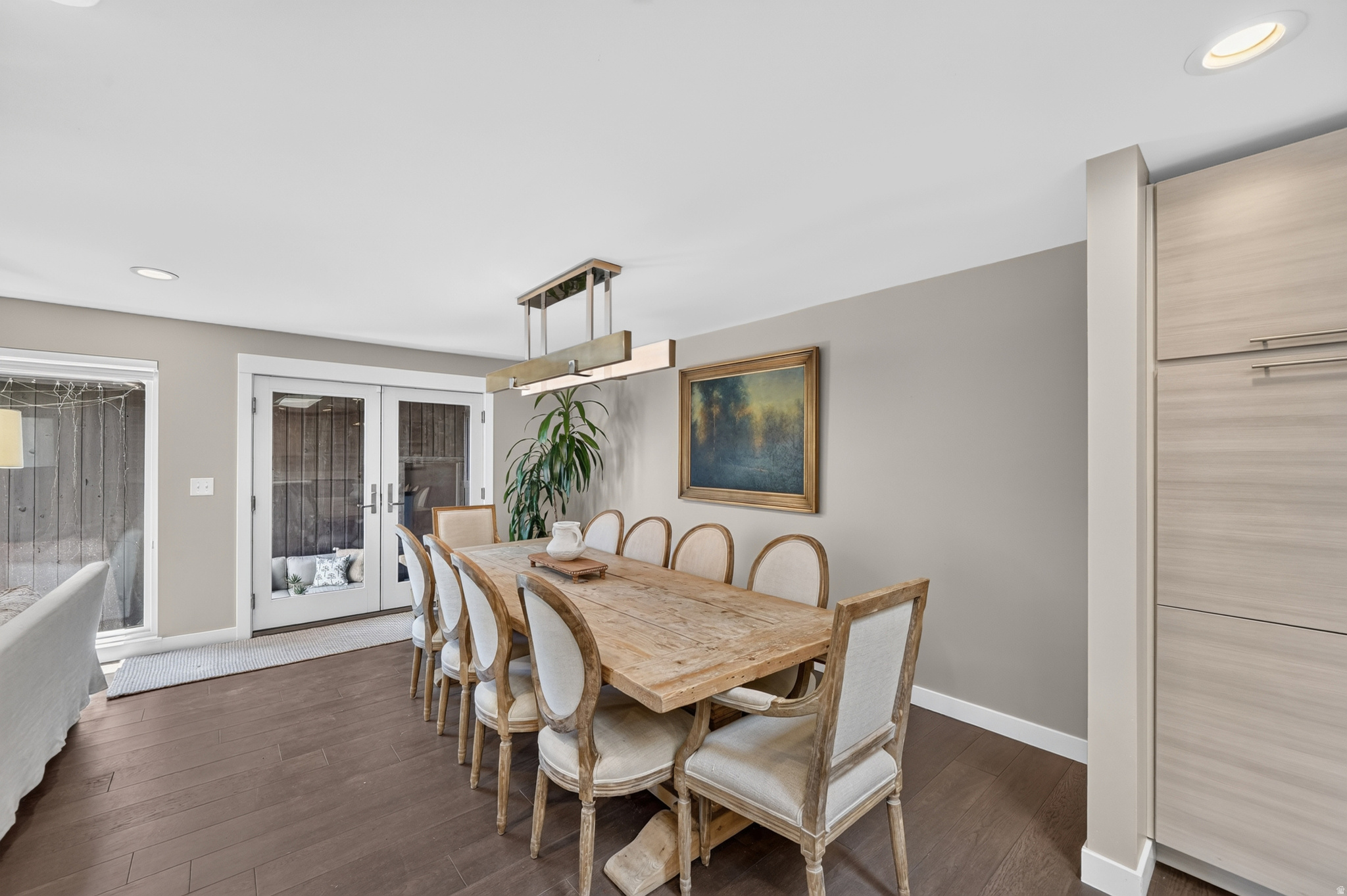 MOUNT OLYMPUS CONDOMINIUMS - Residential