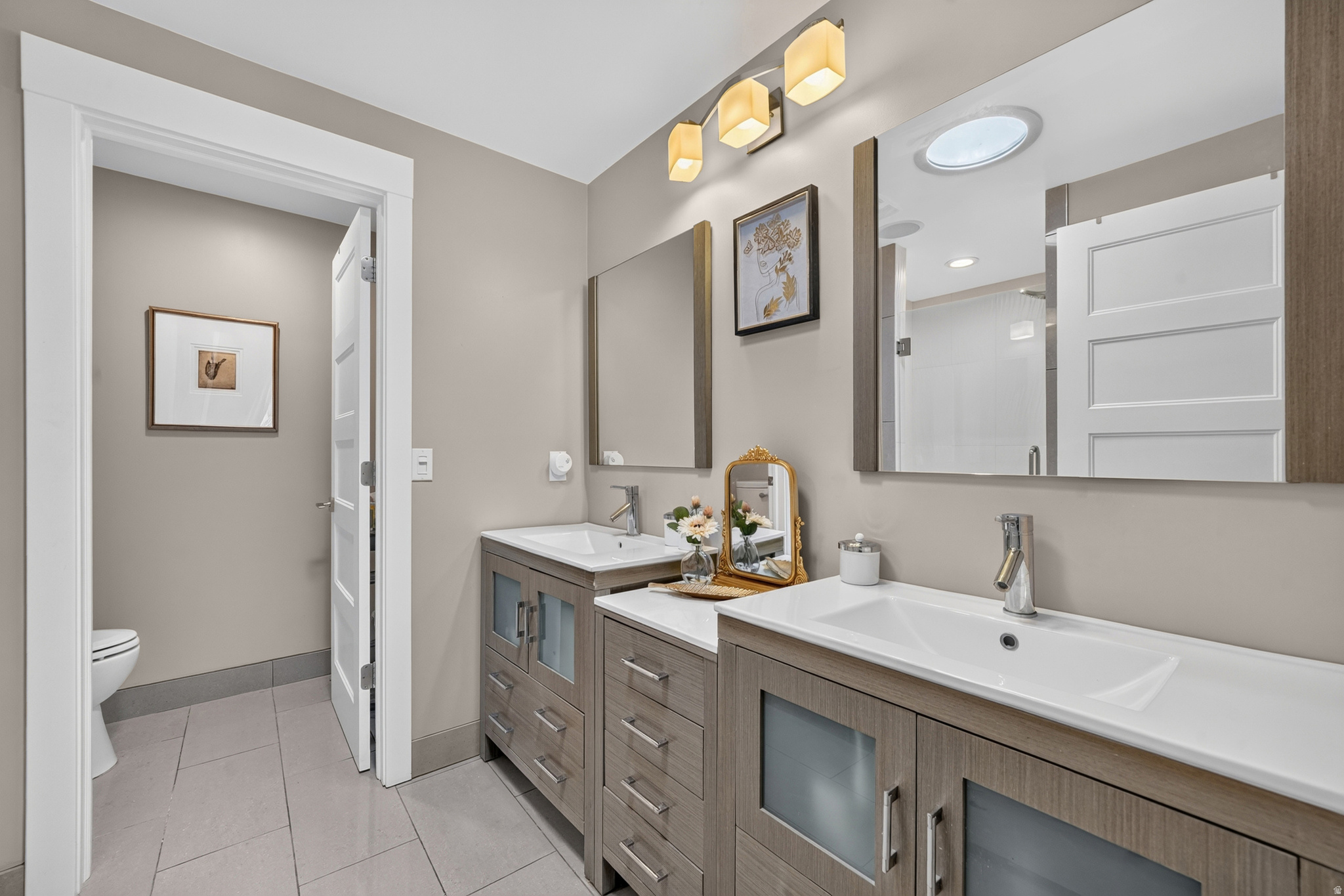 MOUNT OLYMPUS CONDOMINIUMS - Residential