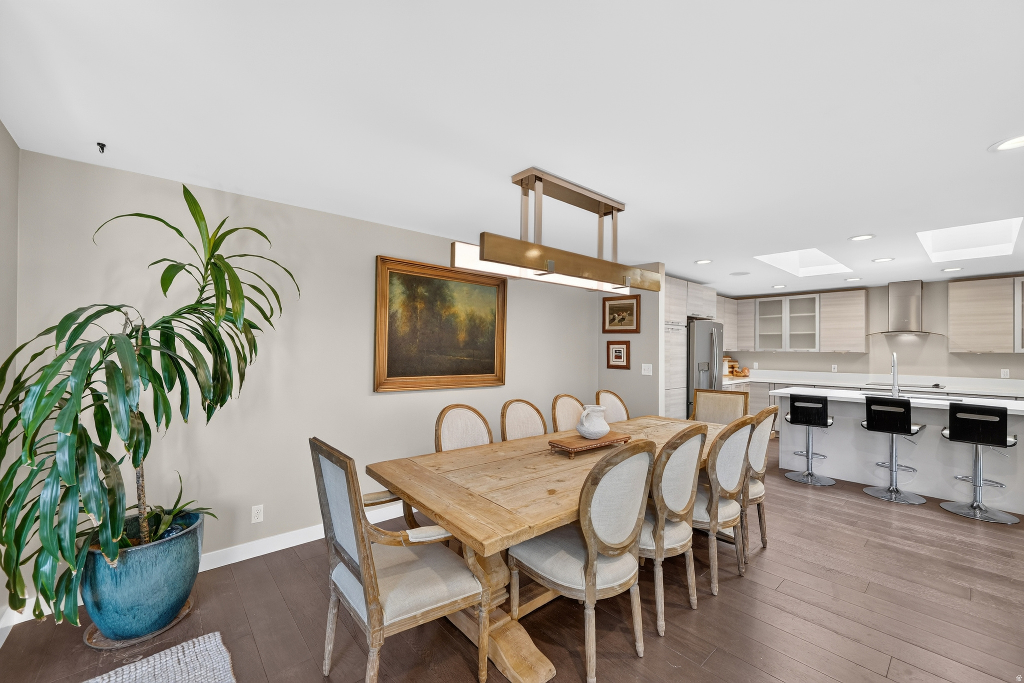 MOUNT OLYMPUS CONDOMINIUMS - Residential