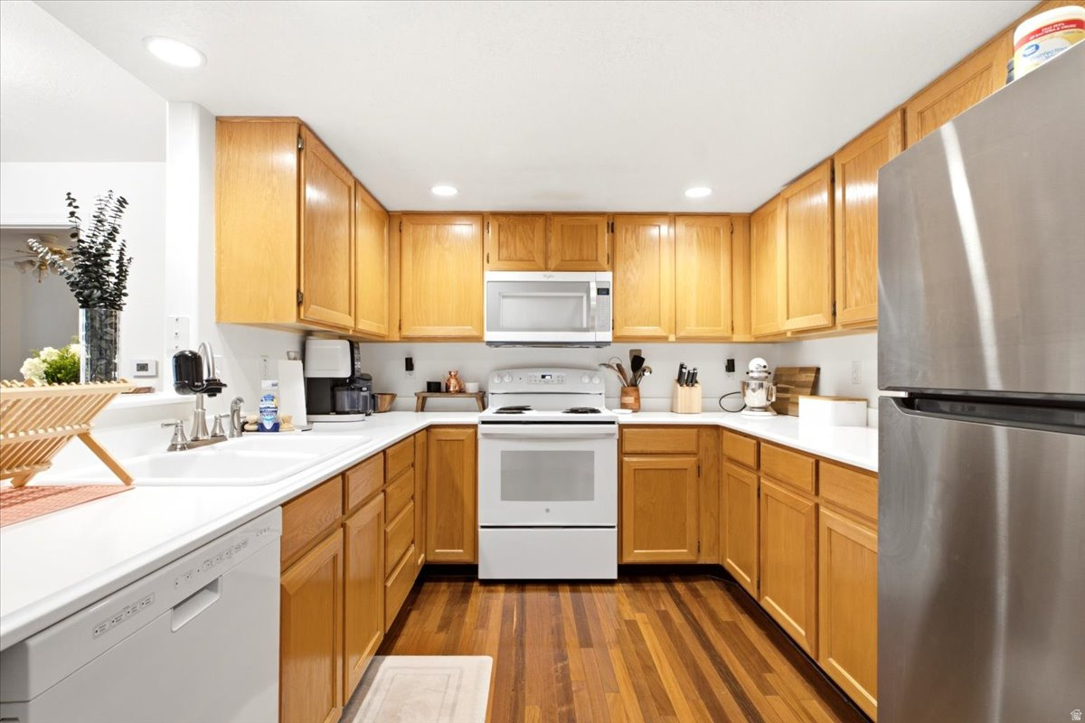 RIVER RUN - Residential