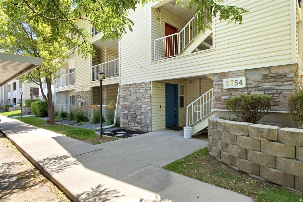 RIVER RUN - Residential