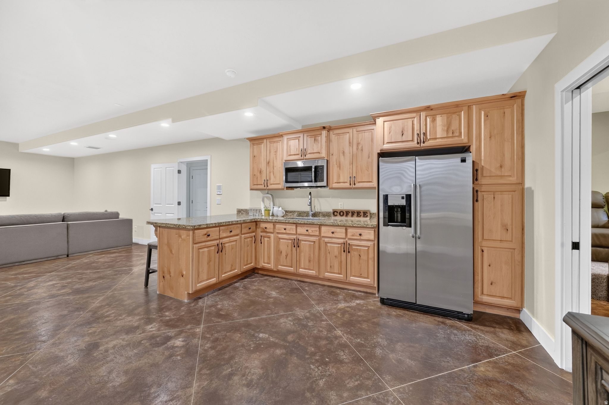 THE RIDGE@ LITTLE CO - Residential