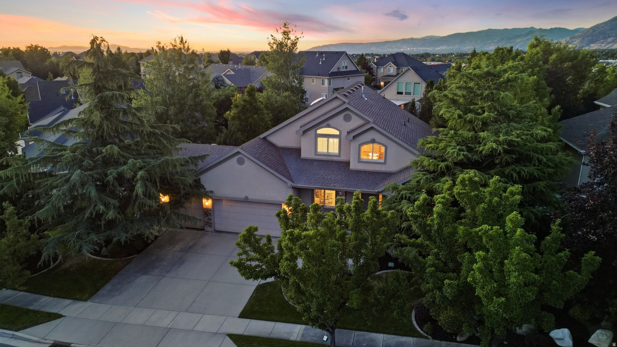 THE RIDGE@ LITTLE CO - Residential