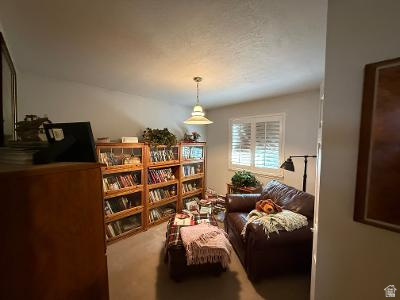 ORCHARD HILLS - Residential