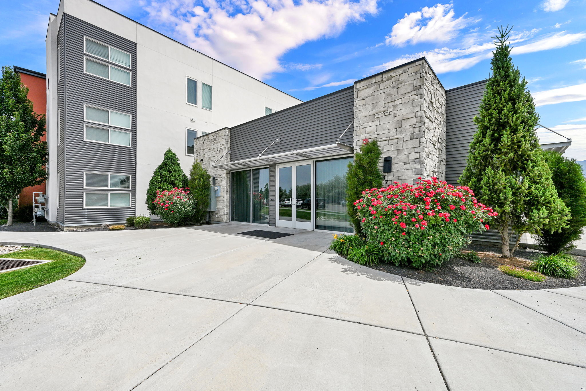 WEST SQUARE CONDOMINIUMS - Residential