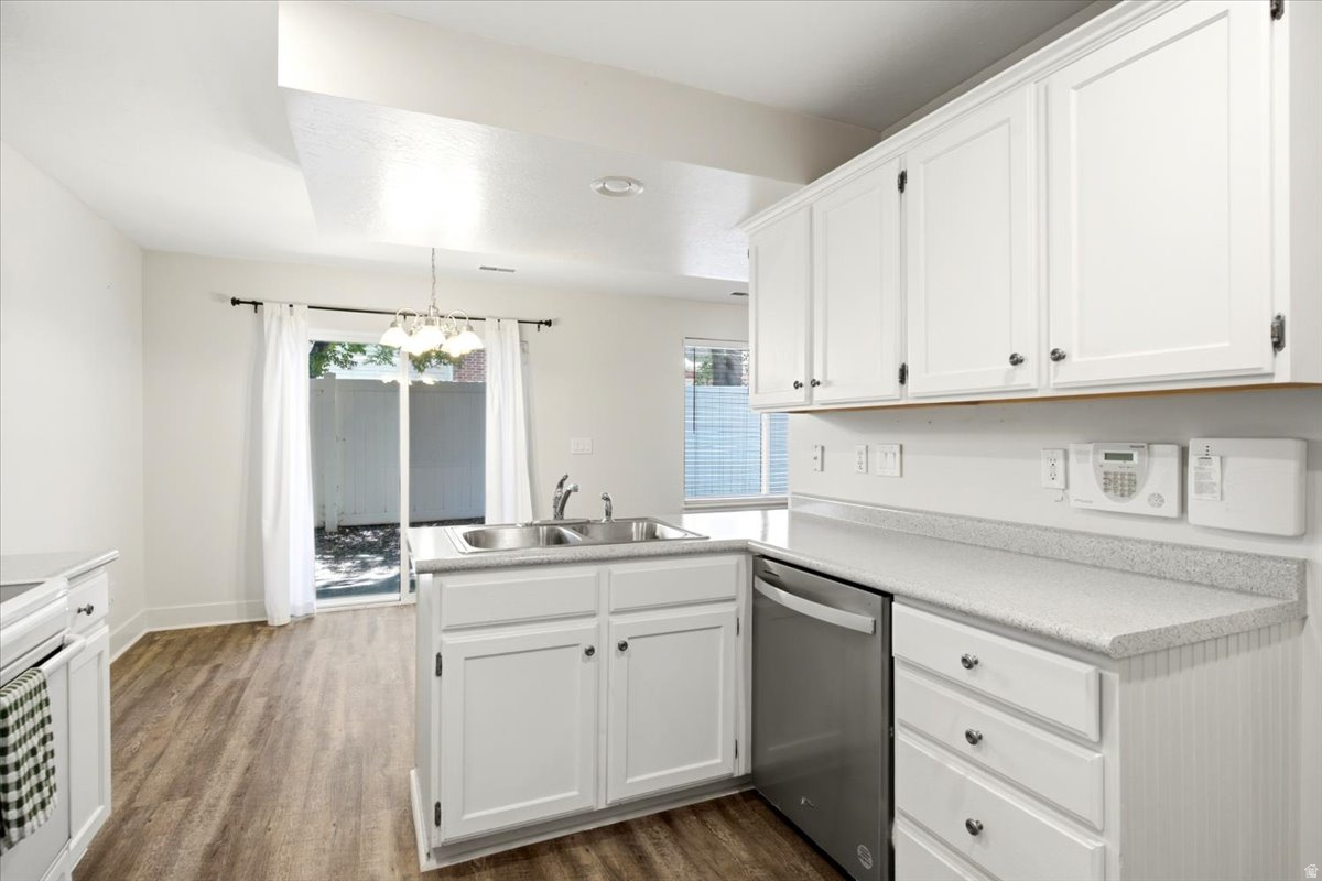 PARK HAVEN CONDOS - Residential