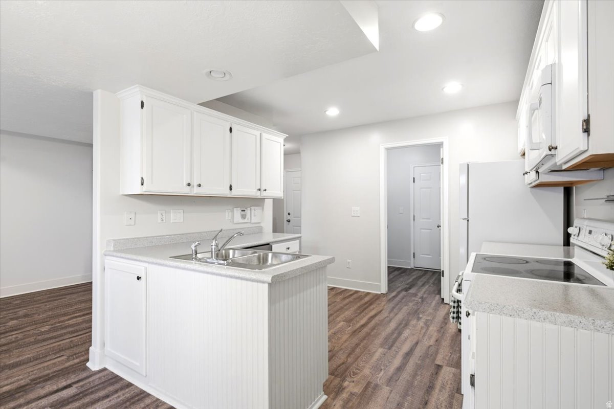 PARK HAVEN CONDOS - Residential