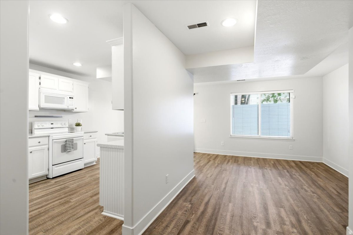 PARK HAVEN CONDOS - Residential