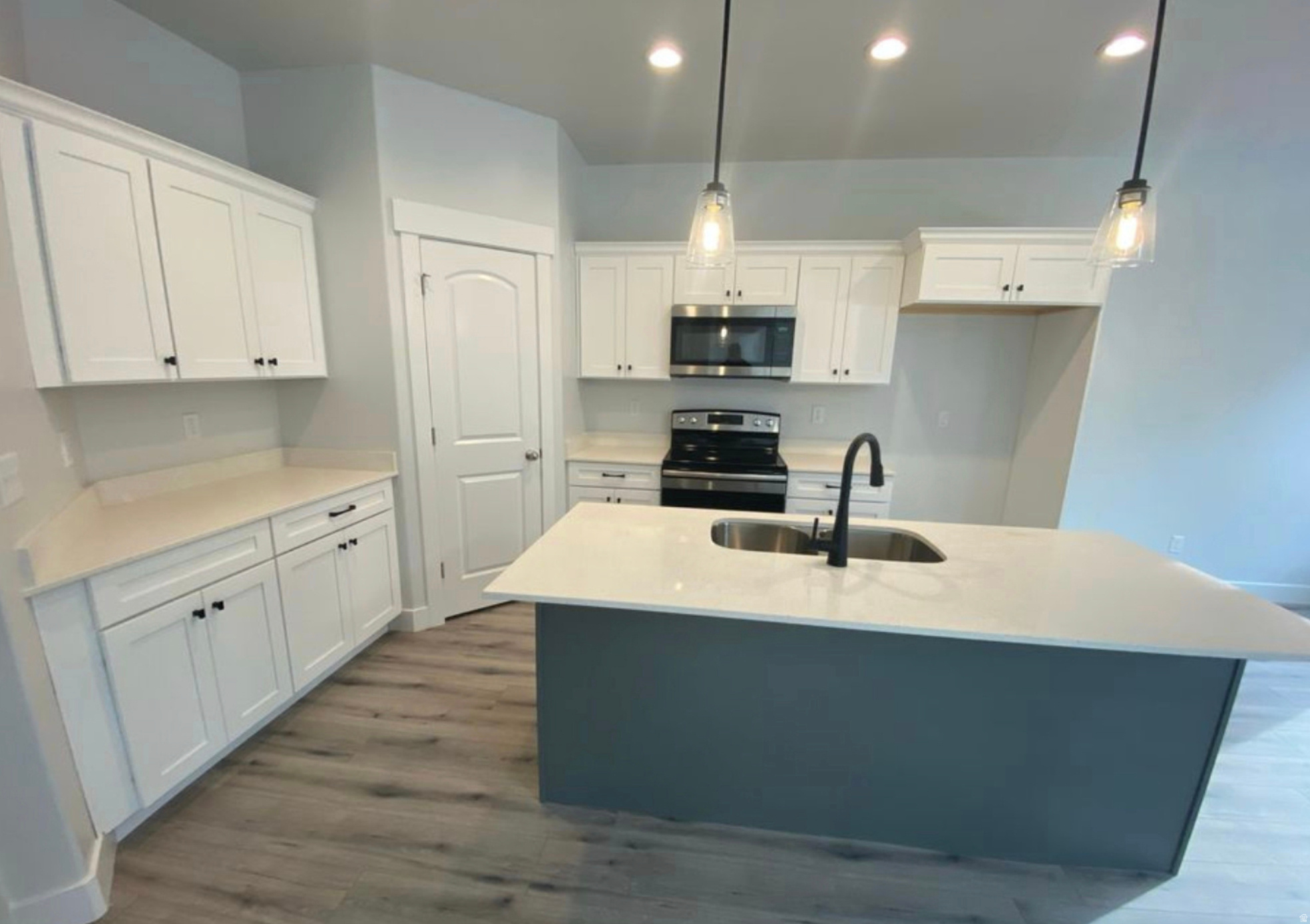 BRINGHURST STATION - Residential Lease