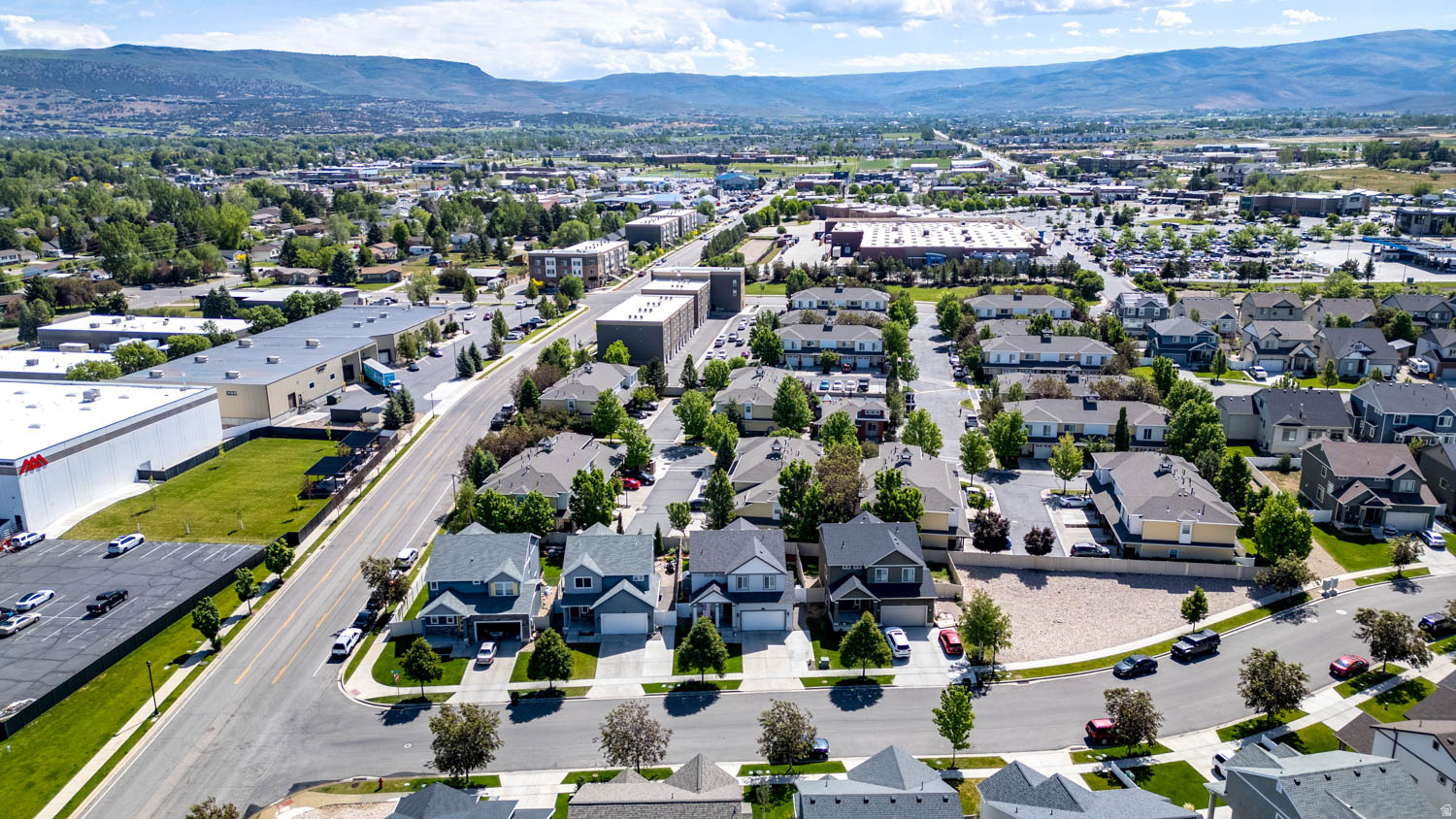 VALLEY STATION - Residential