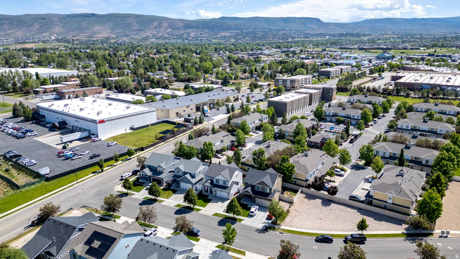 VALLEY STATION - Residential