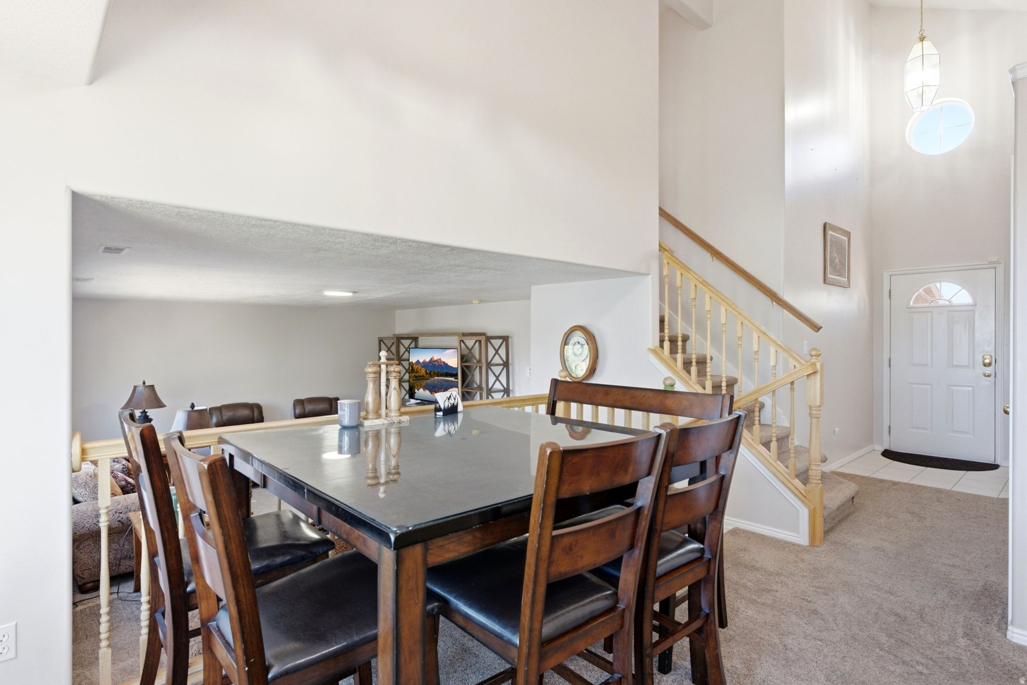 NORTH HILLS ESTATES - Residential